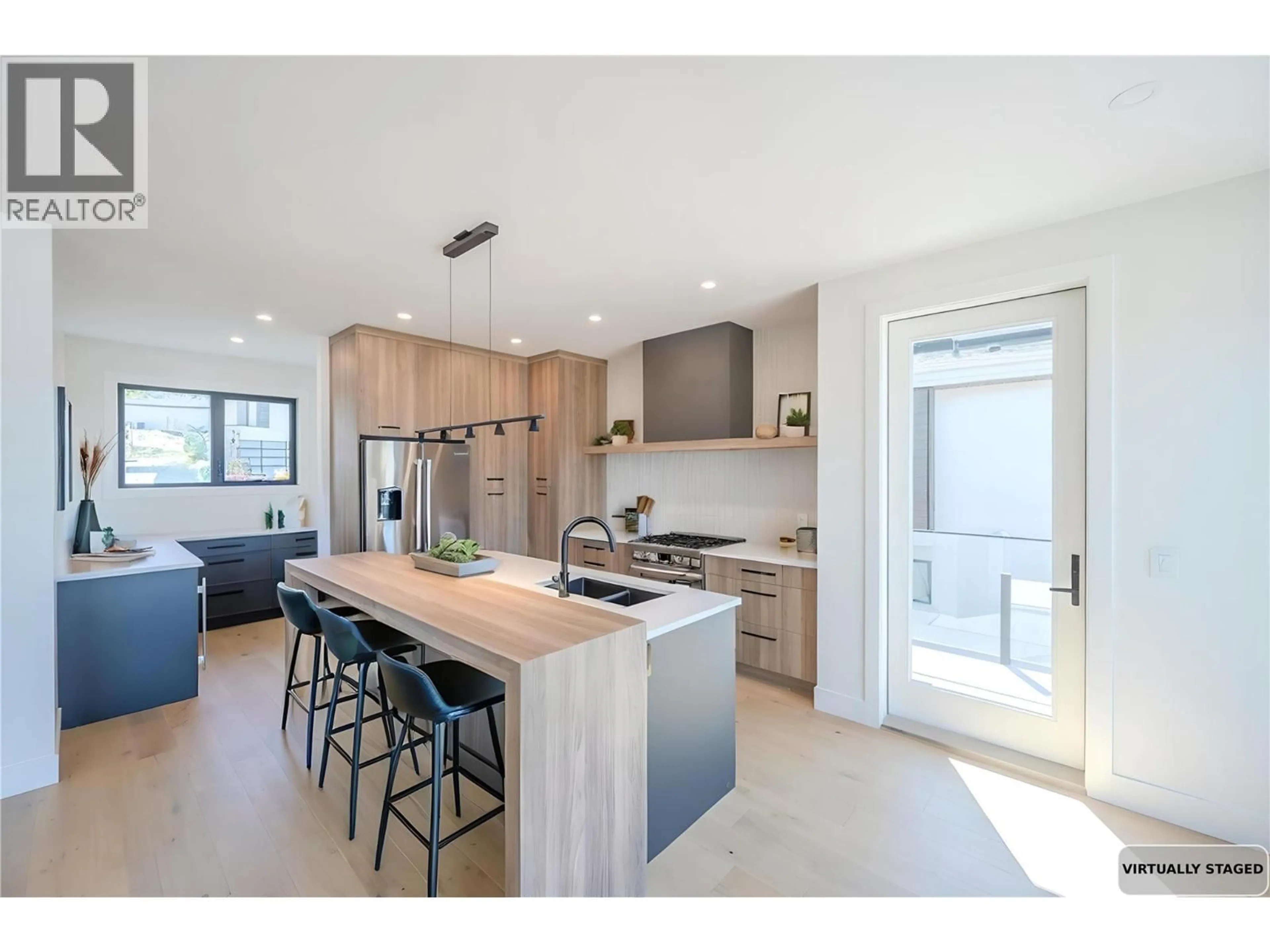 Open concept kitchen, unknown for 1075 ELK STREET, Penticton British Columbia V2A0C9