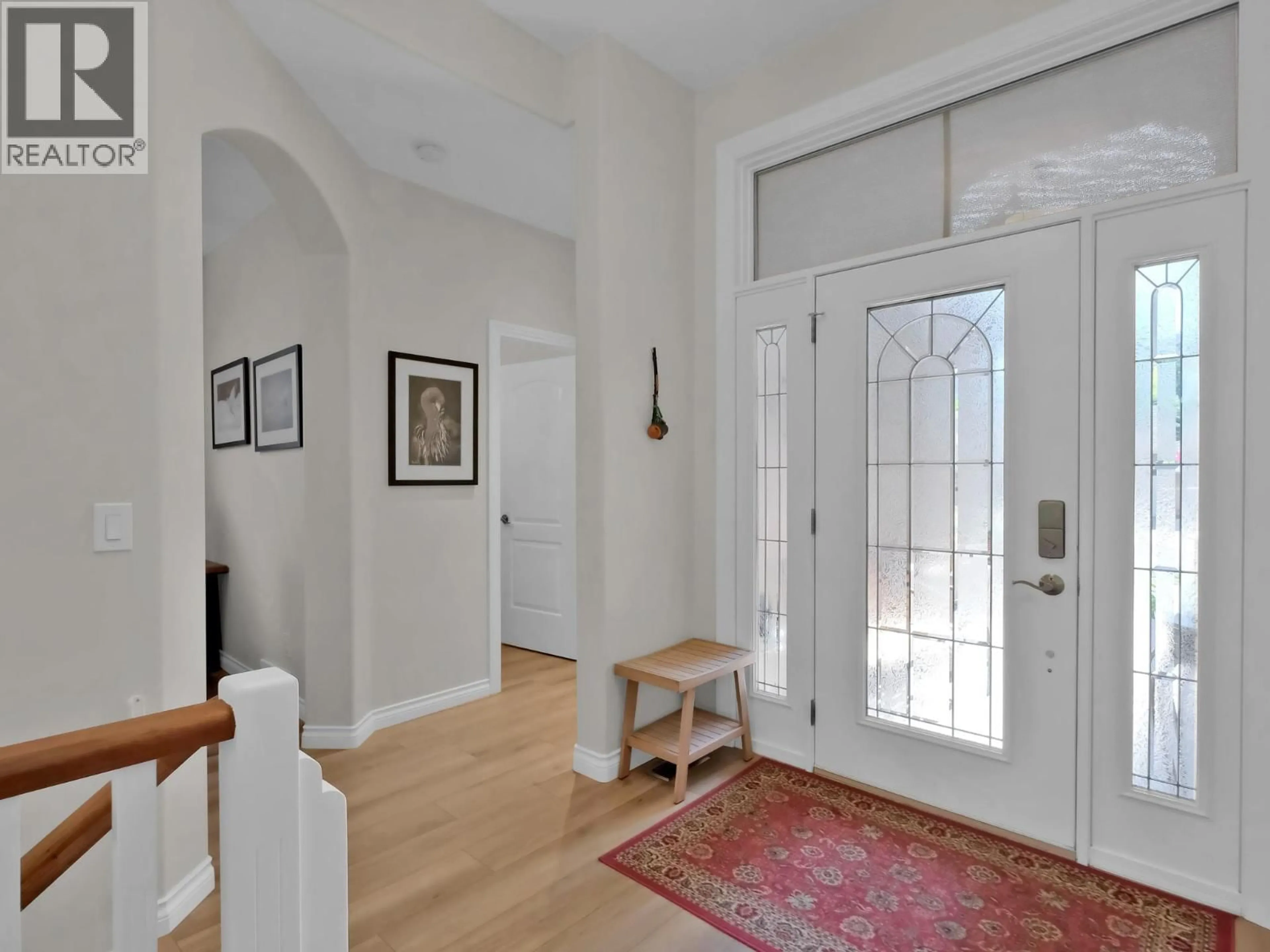 Indoor entryway for 4432 GALLAGHERS FOREST SOUTH, Kelowna British Columbia V1W4X3