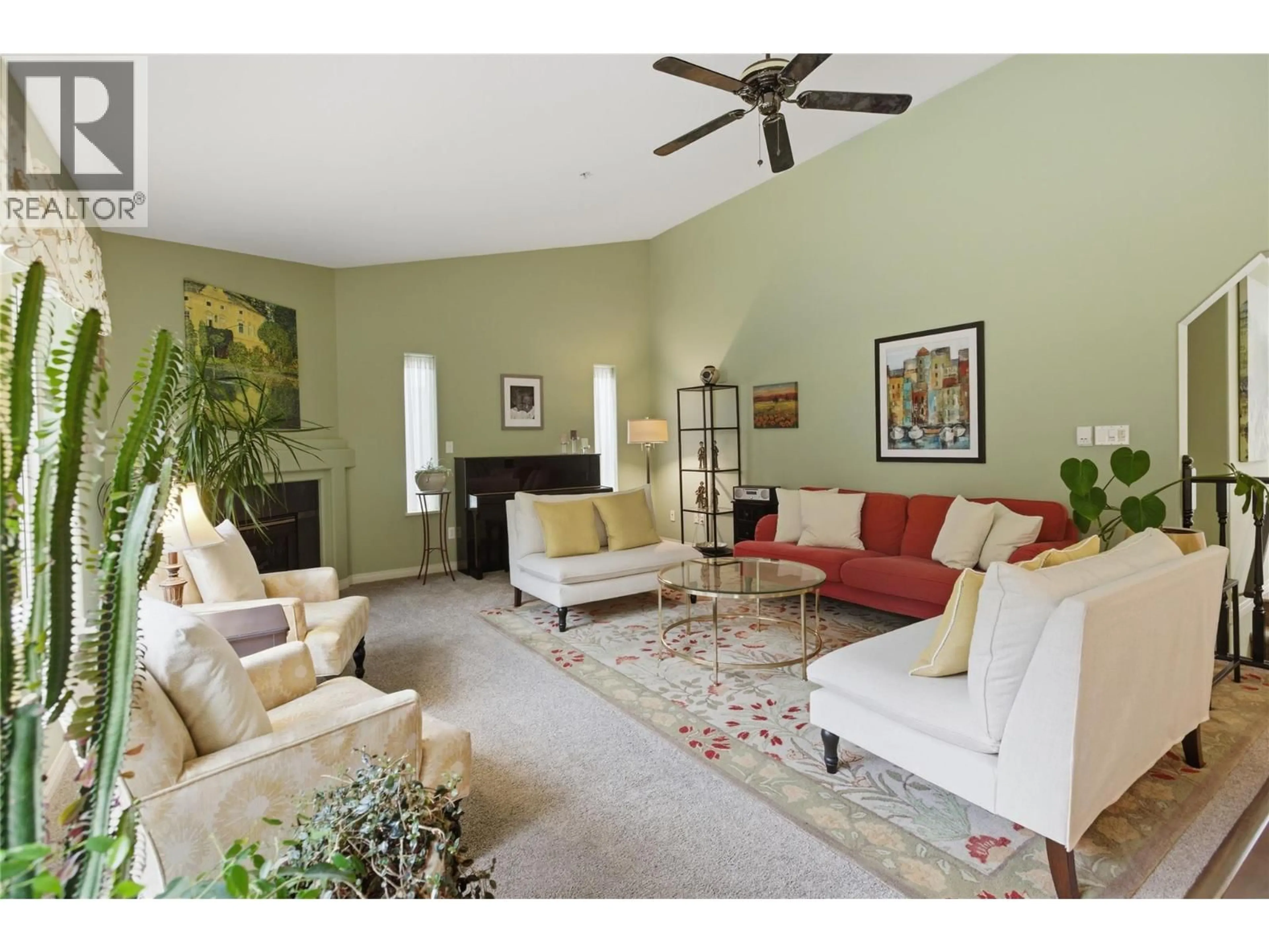 Living room with furniture, unknown for 569 COYOTE DRIVE, Kamloops British Columbia V2C6T9