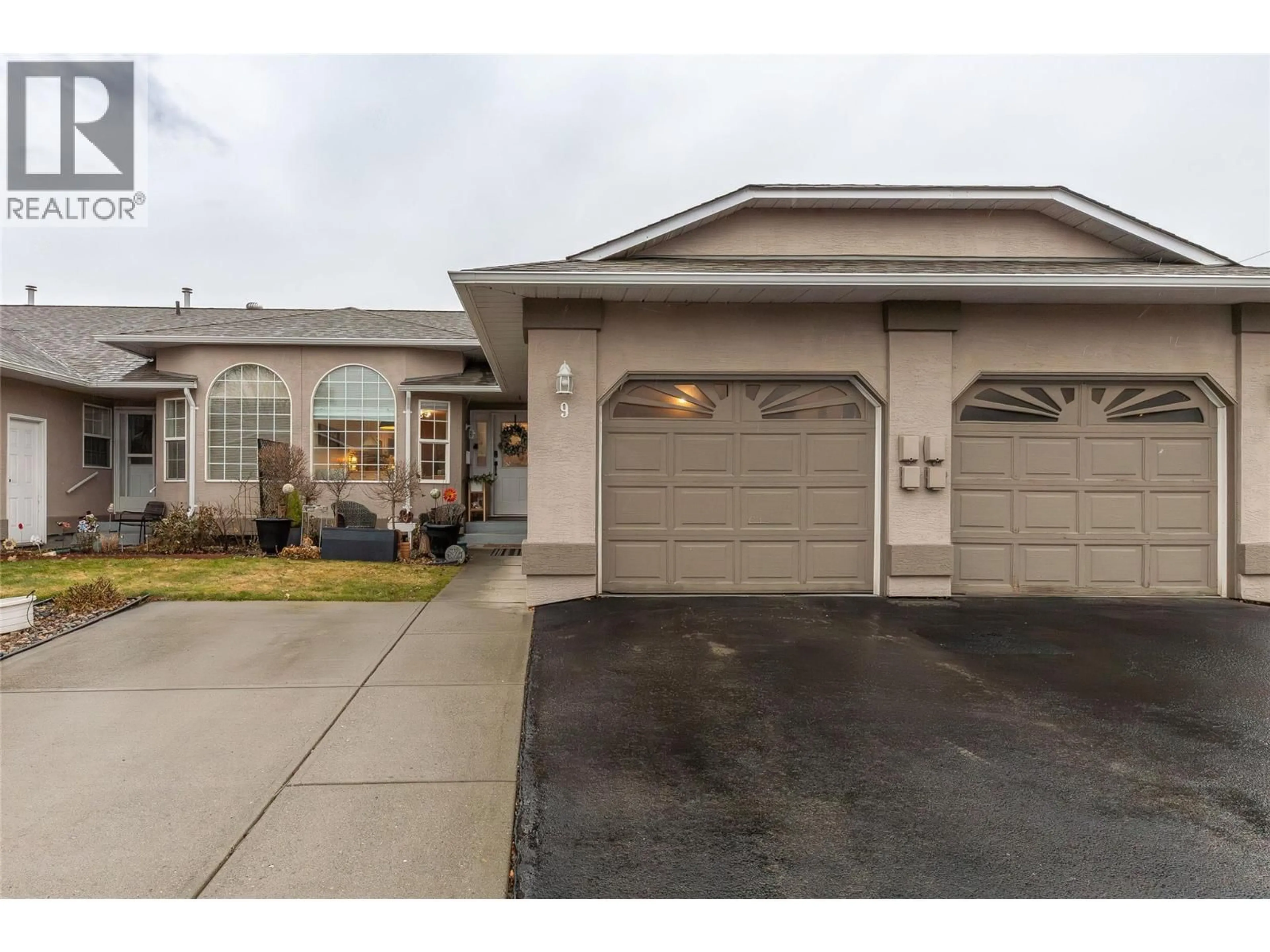Indoor garage for 9 - 1975 CURLEW ROAD, Kamloops British Columbia V2C4H9