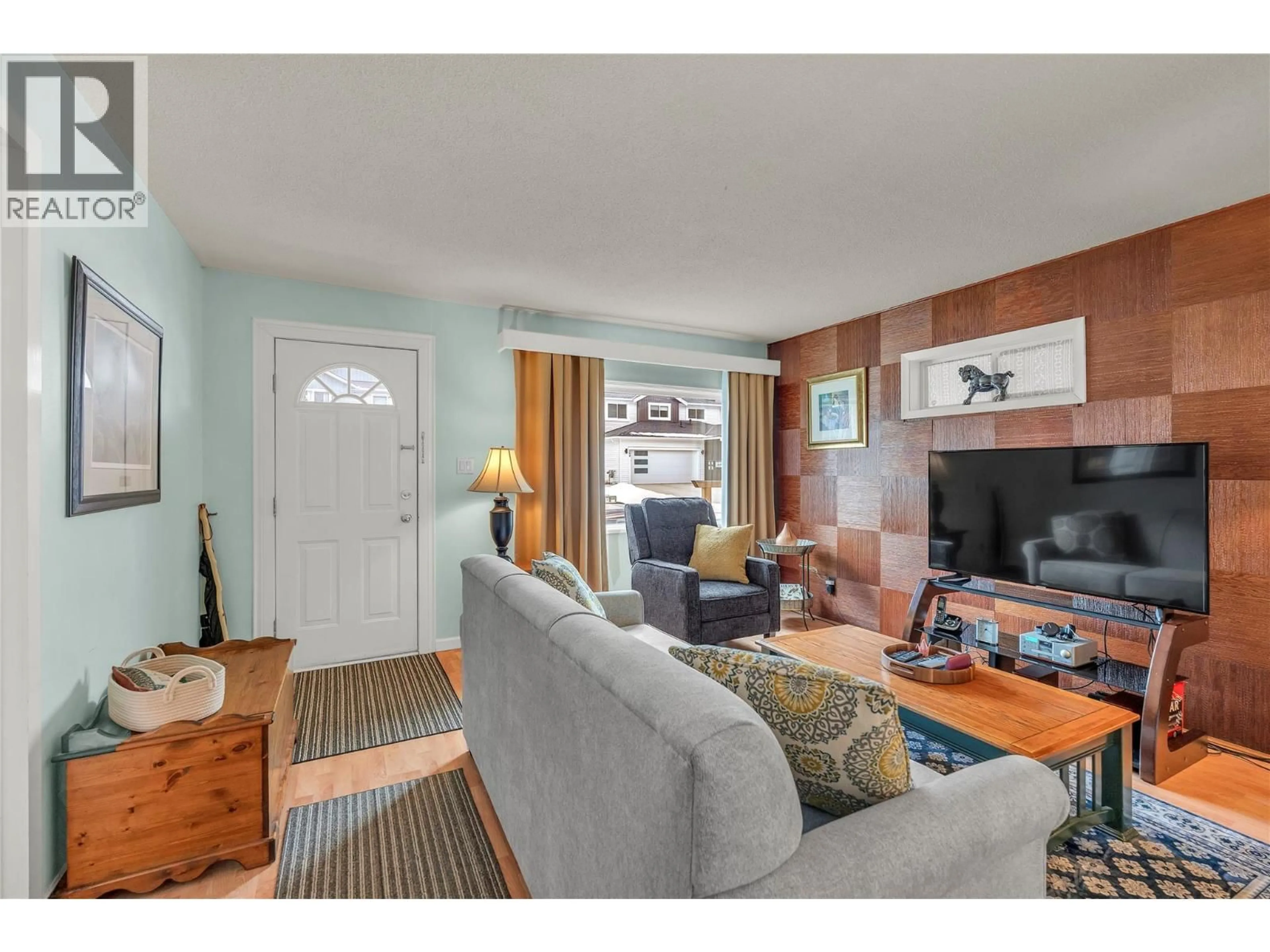 Living room with furniture, unknown for 499 SIMILKAMEEN AVENUE, Princeton British Columbia V0X1W0