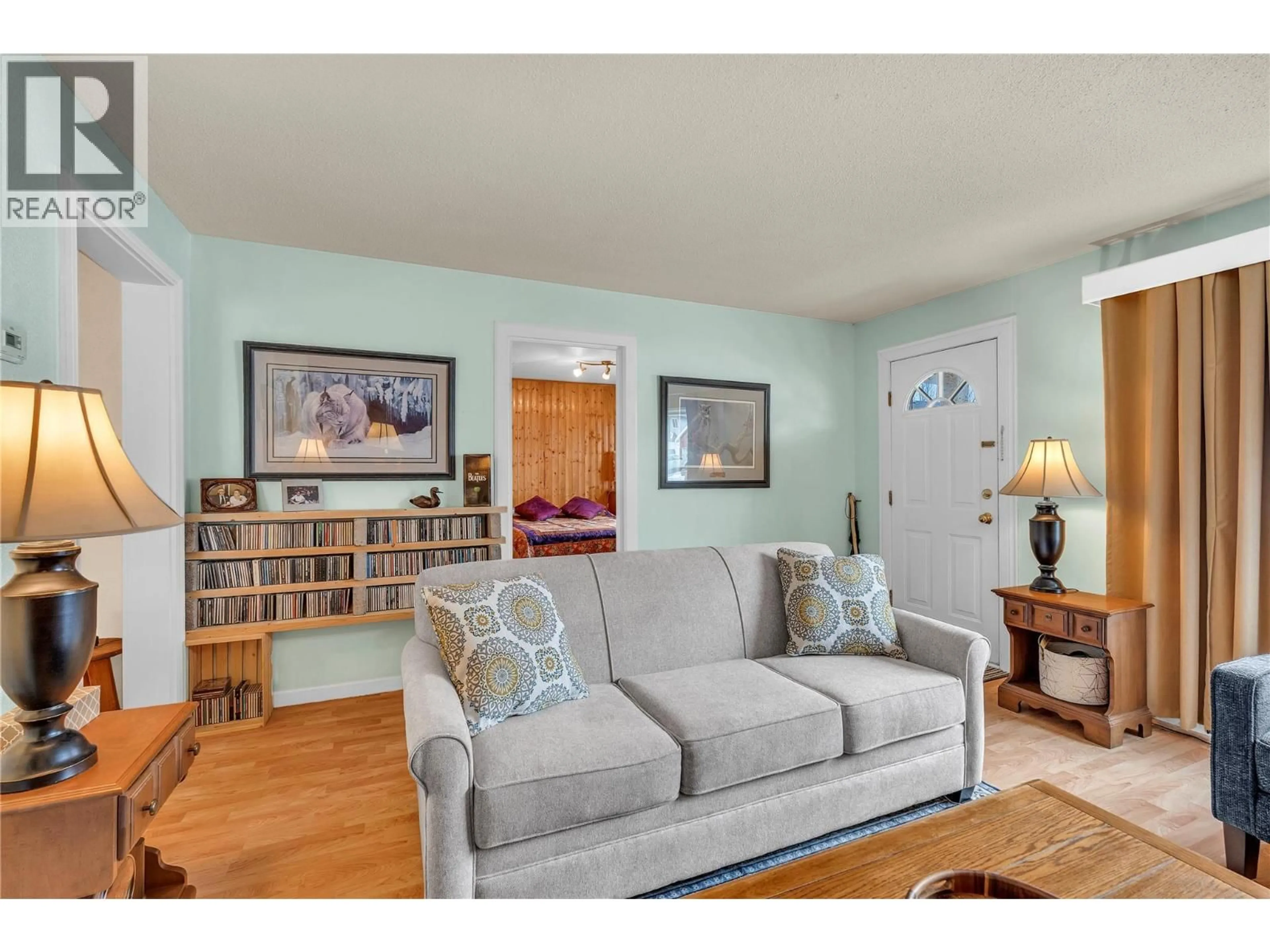 Living room with furniture, unknown for 499 SIMILKAMEEN AVENUE, Princeton British Columbia V0X1W0