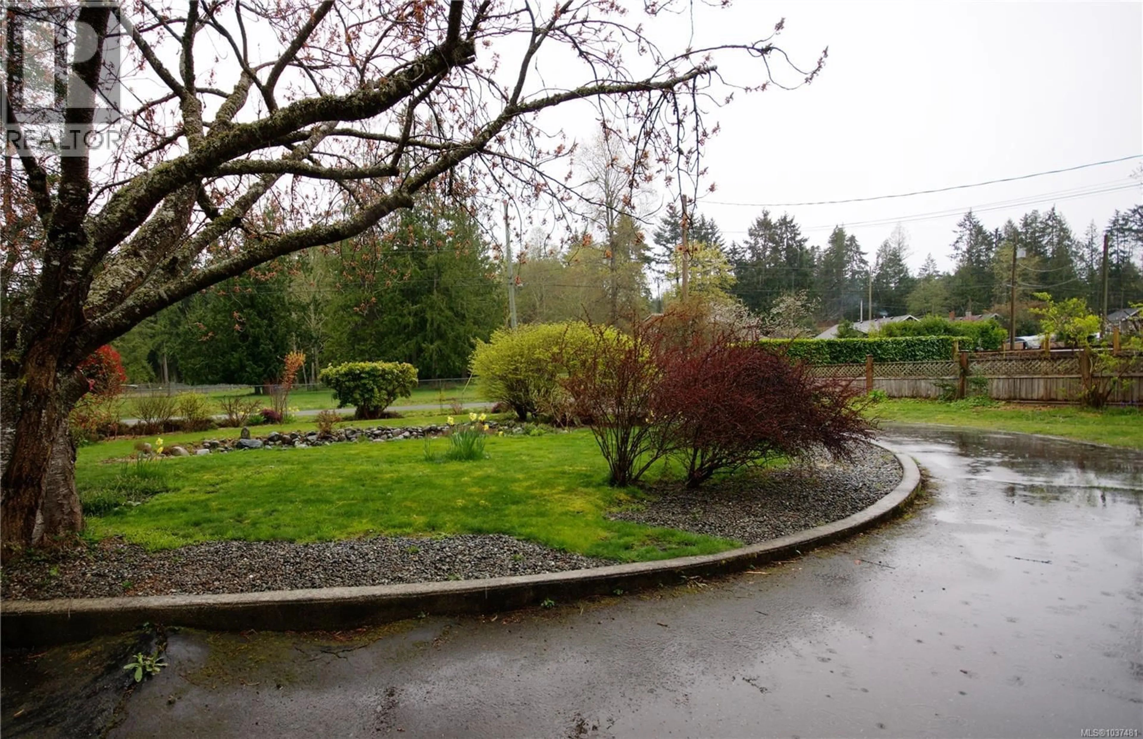 Patio, unknown for 1221 GANSKE ROAD, Qualicum Beach British Columbia V9K2G4
