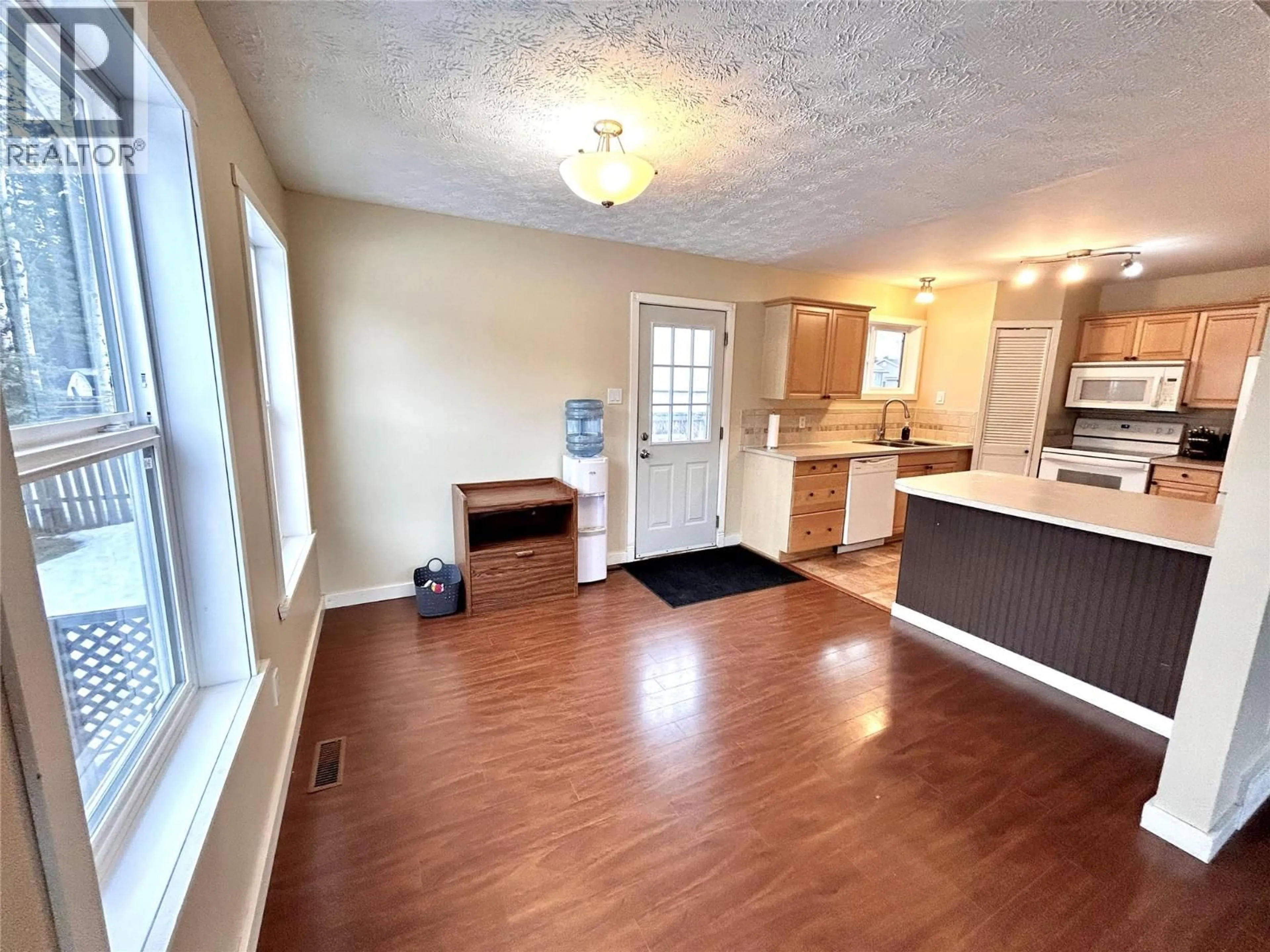 A pic of a room for 404 WILLOW DRIVE, Tumbler Ridge British Columbia V0C2W0