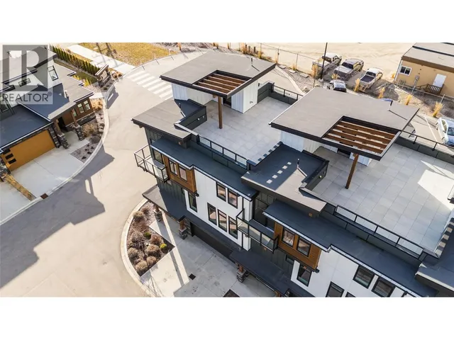 107 - 910 LAKESIDE DRIVE, Nelson 3