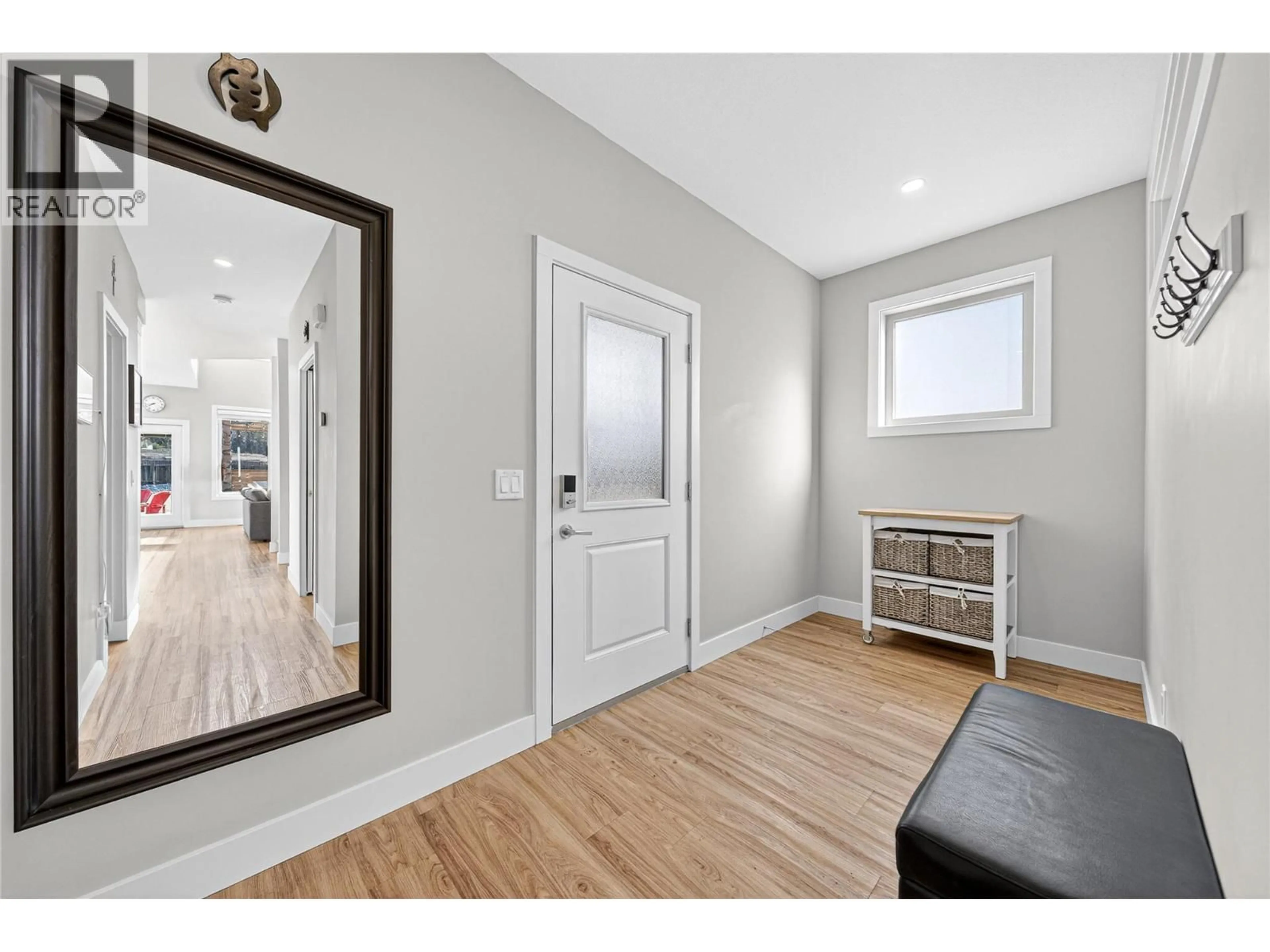 Indoor entryway for 2403 OSPREY COURT, Sparwood British Columbia V0B2G2