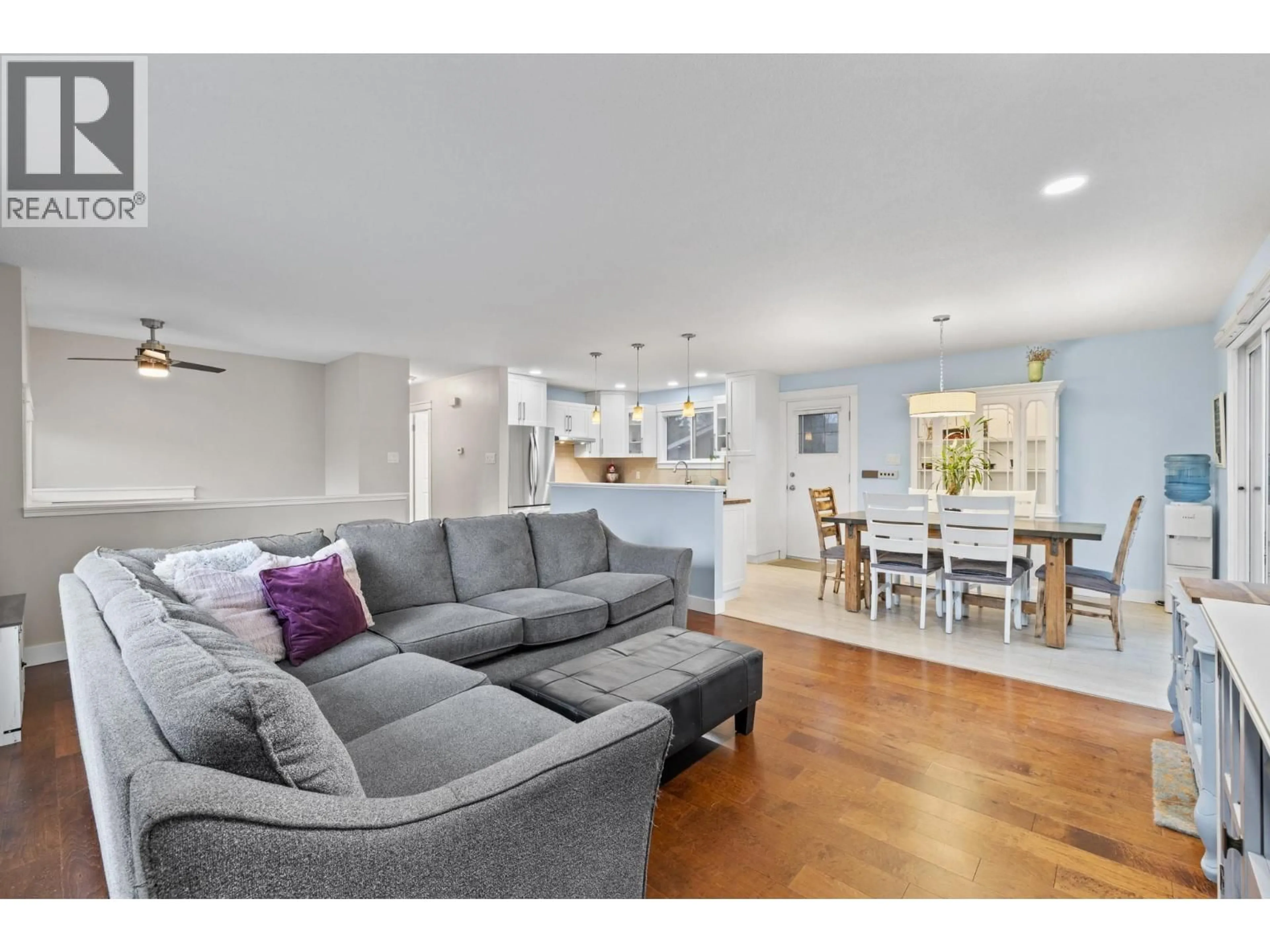 Open concept kitchen, unknown for 2797 CATHERINE CRESCENT, Armstrong British Columbia V4Y0B4