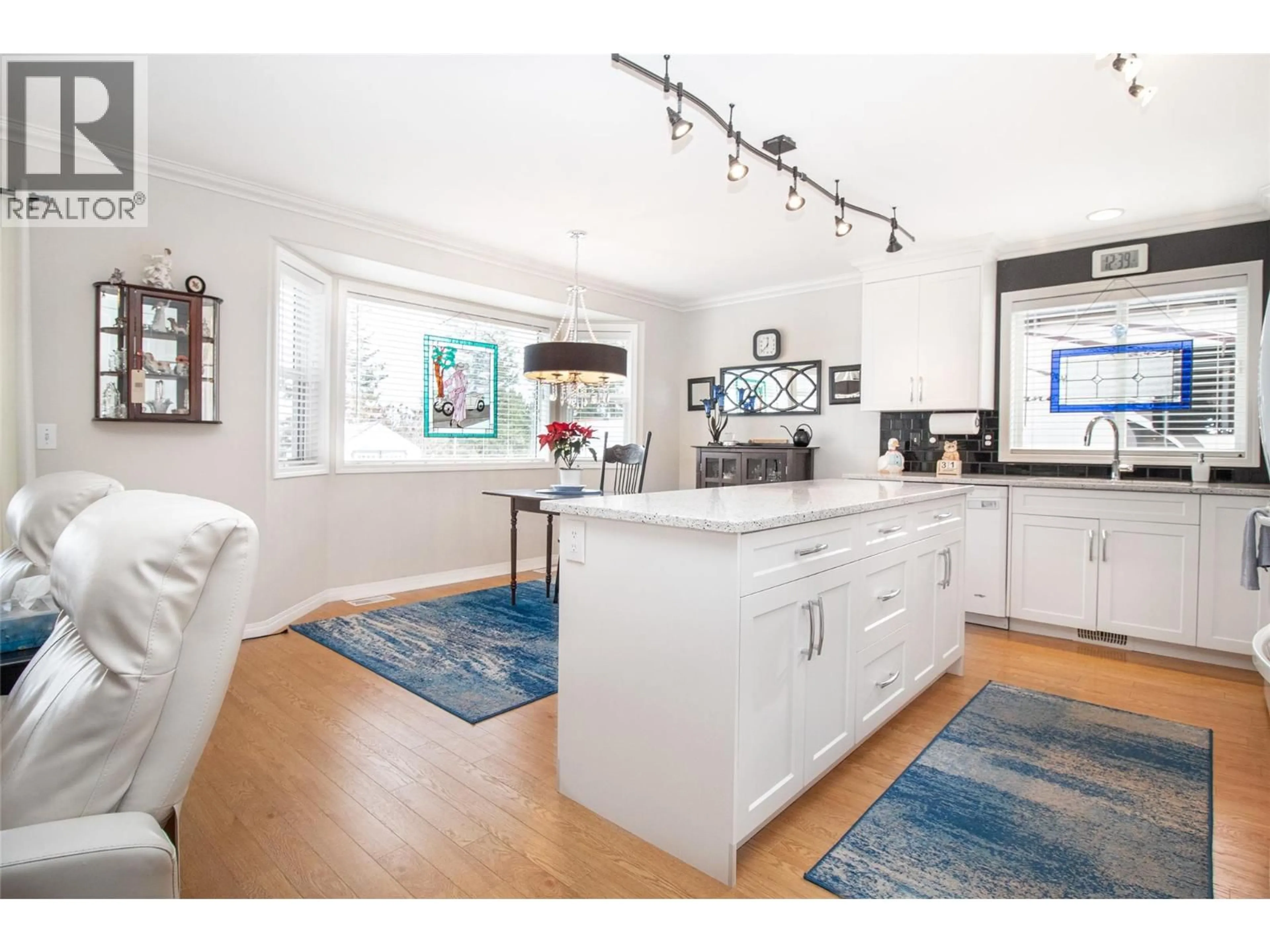 Open concept kitchen, unknown for 3527 GLEN EAGLES DRIVE, West Kelowna British Columbia V4T2L6