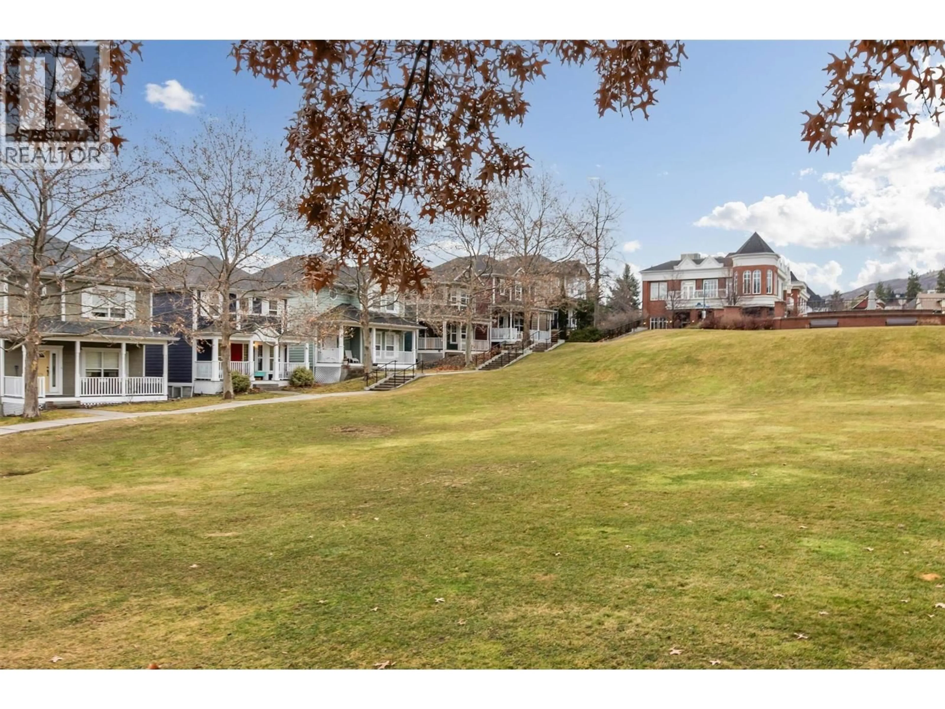 A pic from outside/outdoor area/front of a property/back of a property/a pic from drone, unknown for 5280 ALLENBY LANE, Kelowna British Columbia V1W4T8