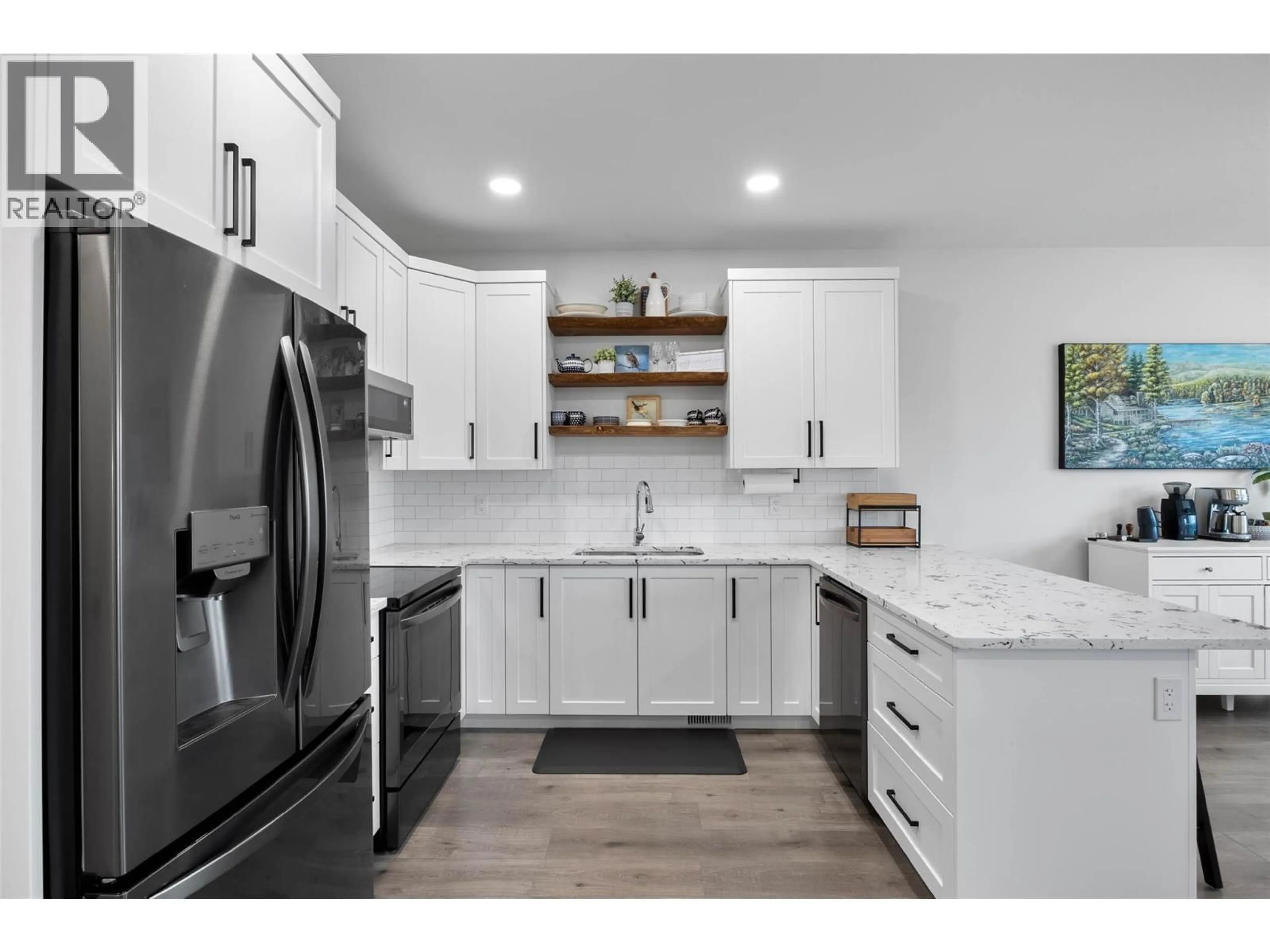 Open concept kitchen, unknown for 1117 LAROQUE STREET, Kamloops British Columbia V2B8M5