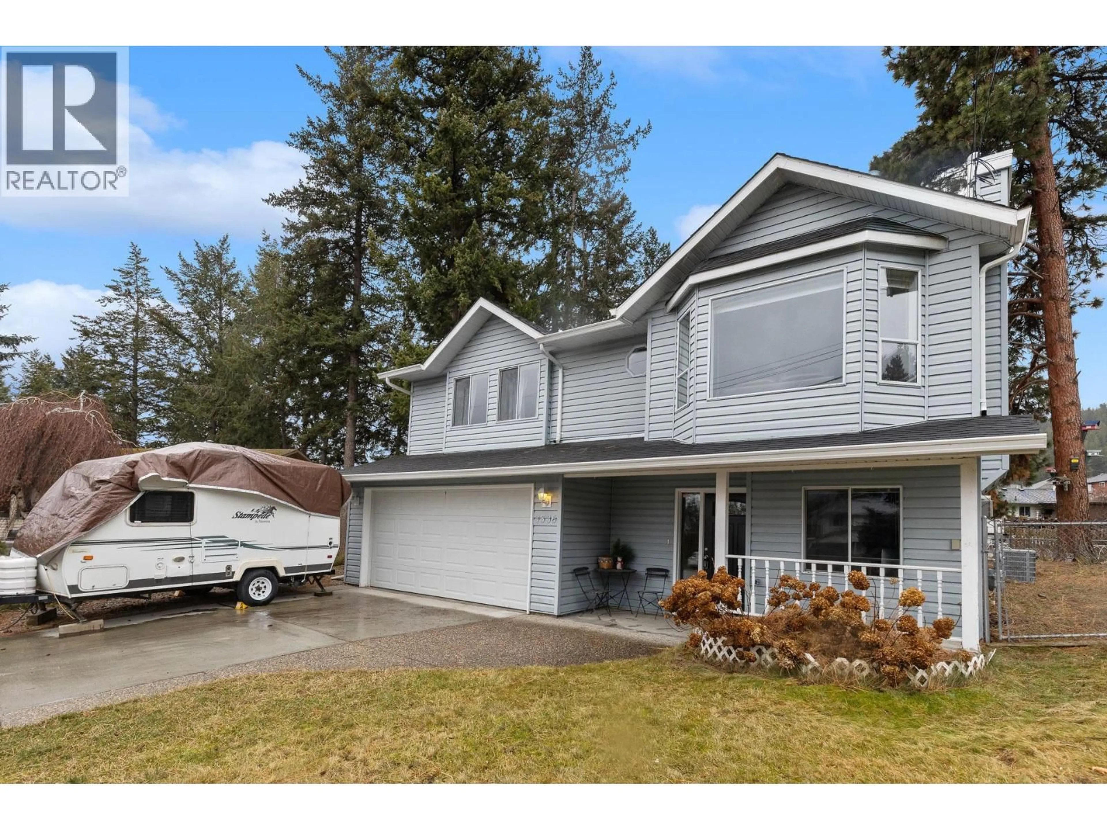 Home with vinyl exterior material, street for 3536 ASHLEY COURT, West Kelowna British Columbia V4T1C3