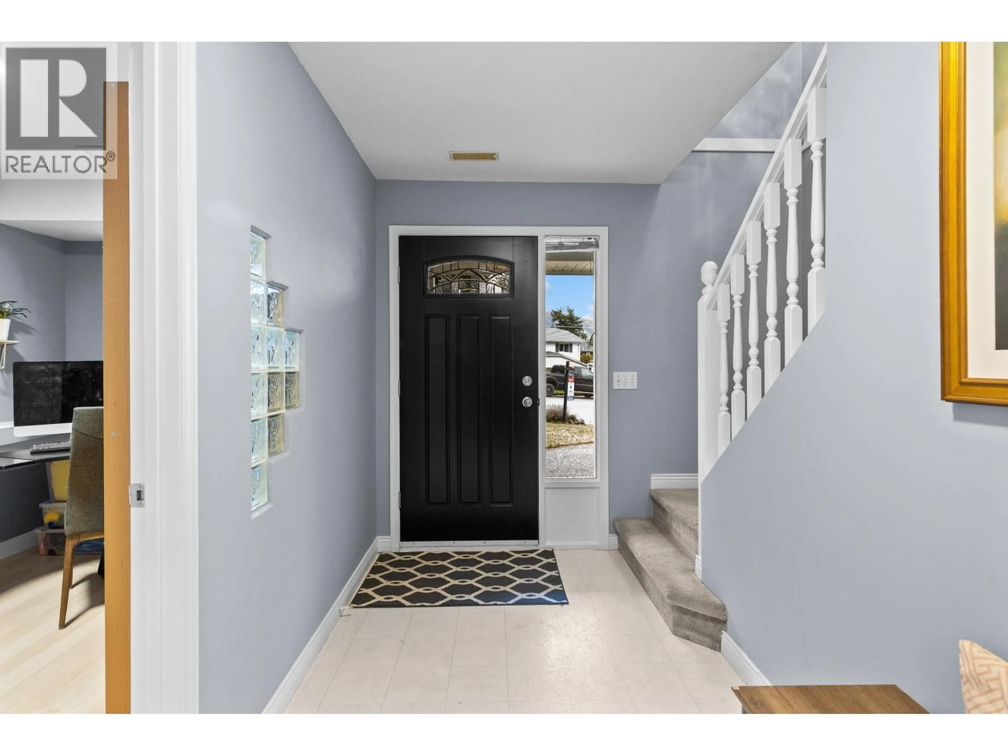 Indoor entryway for 3536 ASHLEY COURT, West Kelowna British Columbia V4T1C3