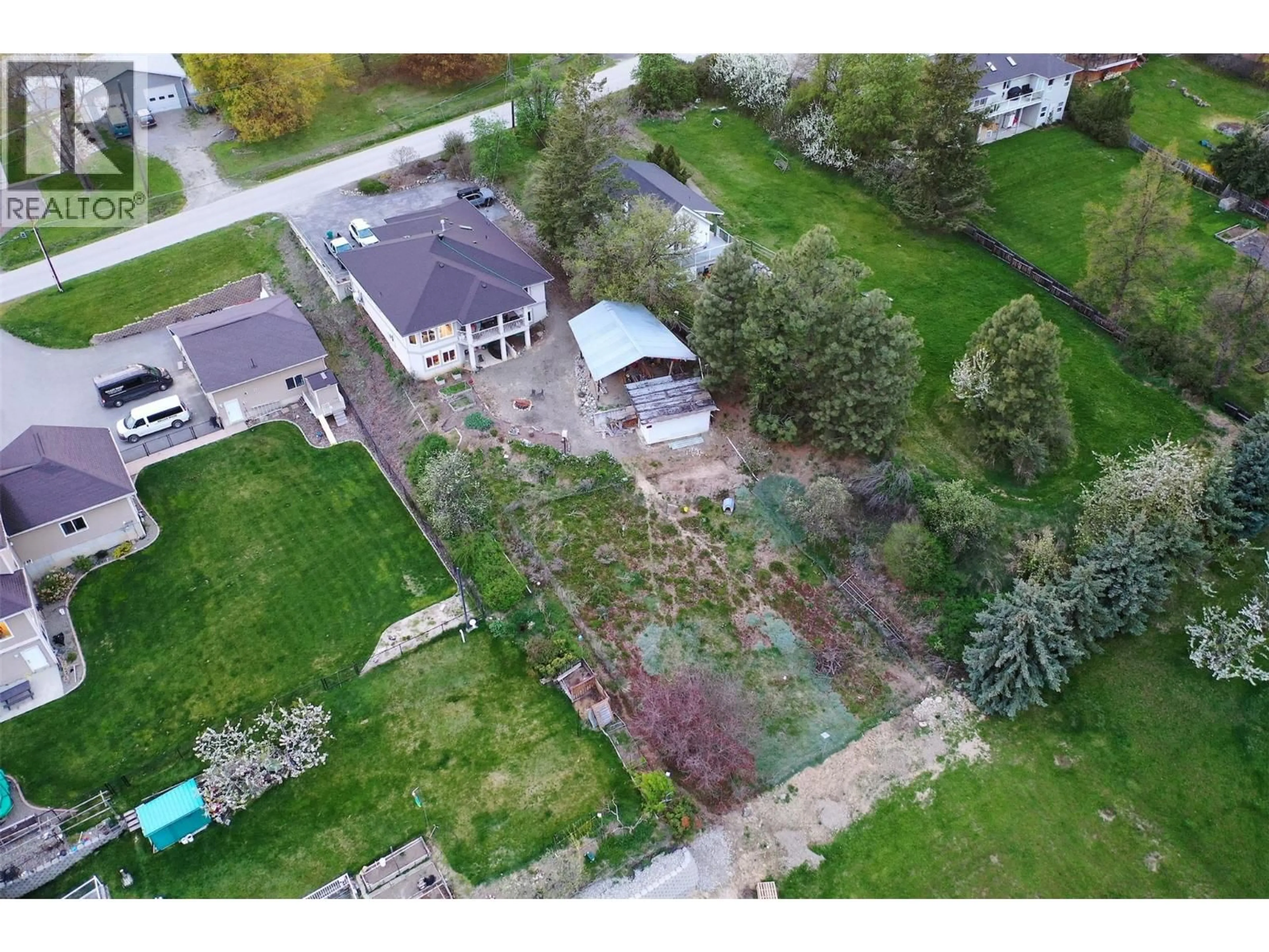 A pic from outside/outdoor area/front of a property/back of a property/a pic from drone, street for 104 26TH AVENUE NORTH, Erickson British Columbia V0B1G1