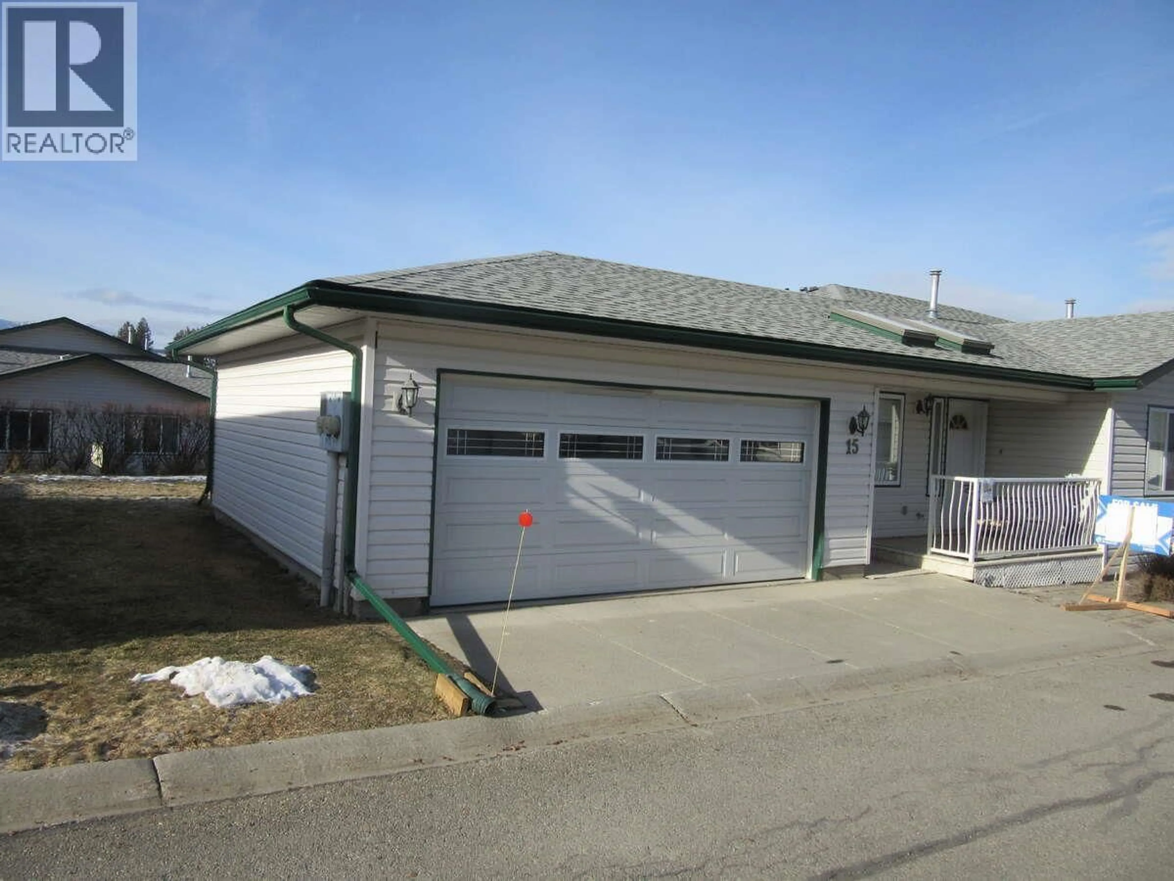 Indoor garage for 15 - 2375 1ST STREET SOUTH, Cranbrook British Columbia V1C6J7