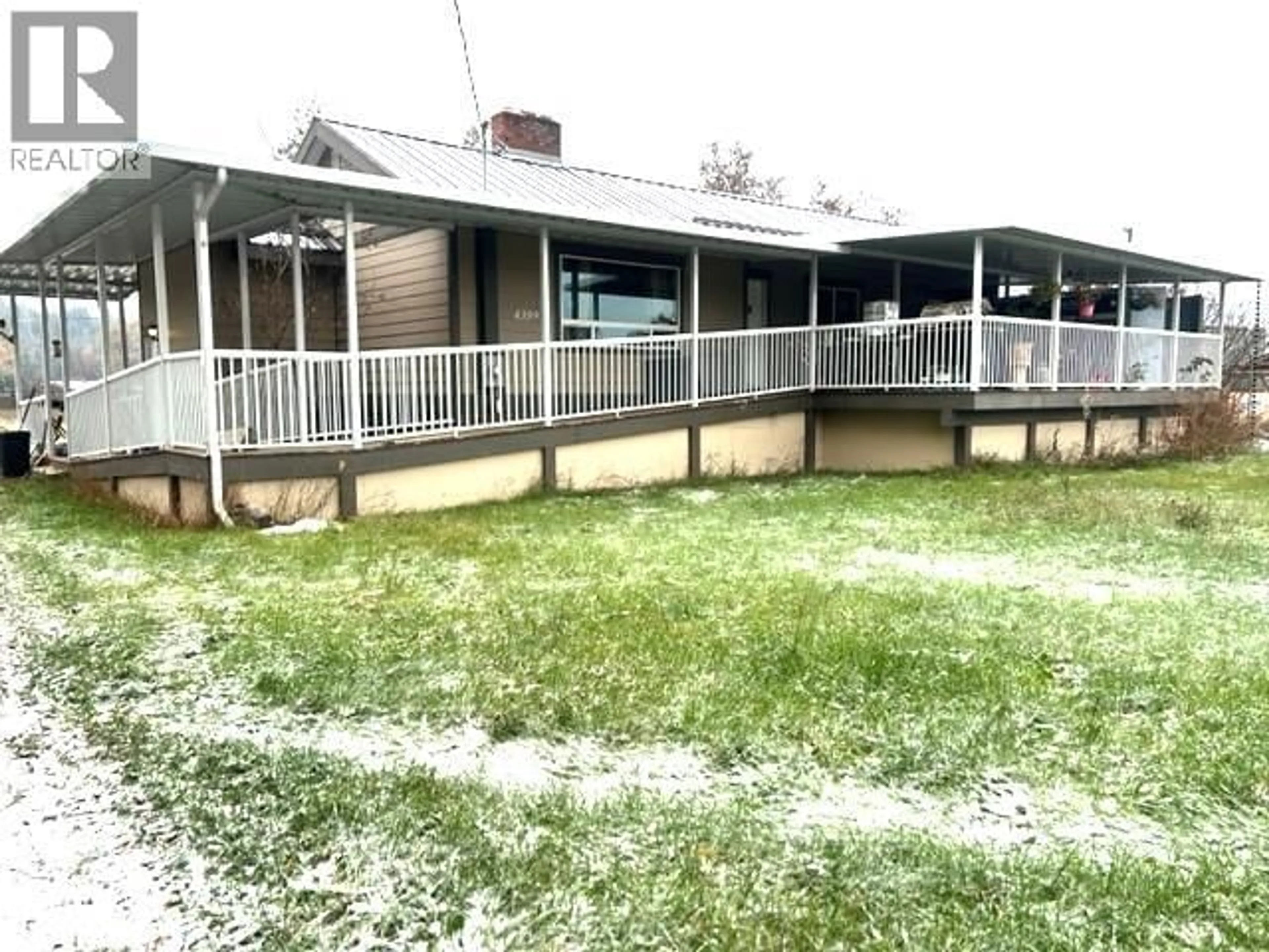 A pic from outside/outdoor area/front of a property/back of a property/a pic from drone, building for 4359 BORTHWICK AVE AVENUE, Barriere British Columbia V0E1E0