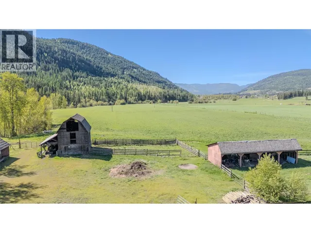 487 MABEL LAKE ROAD, Lumby 3