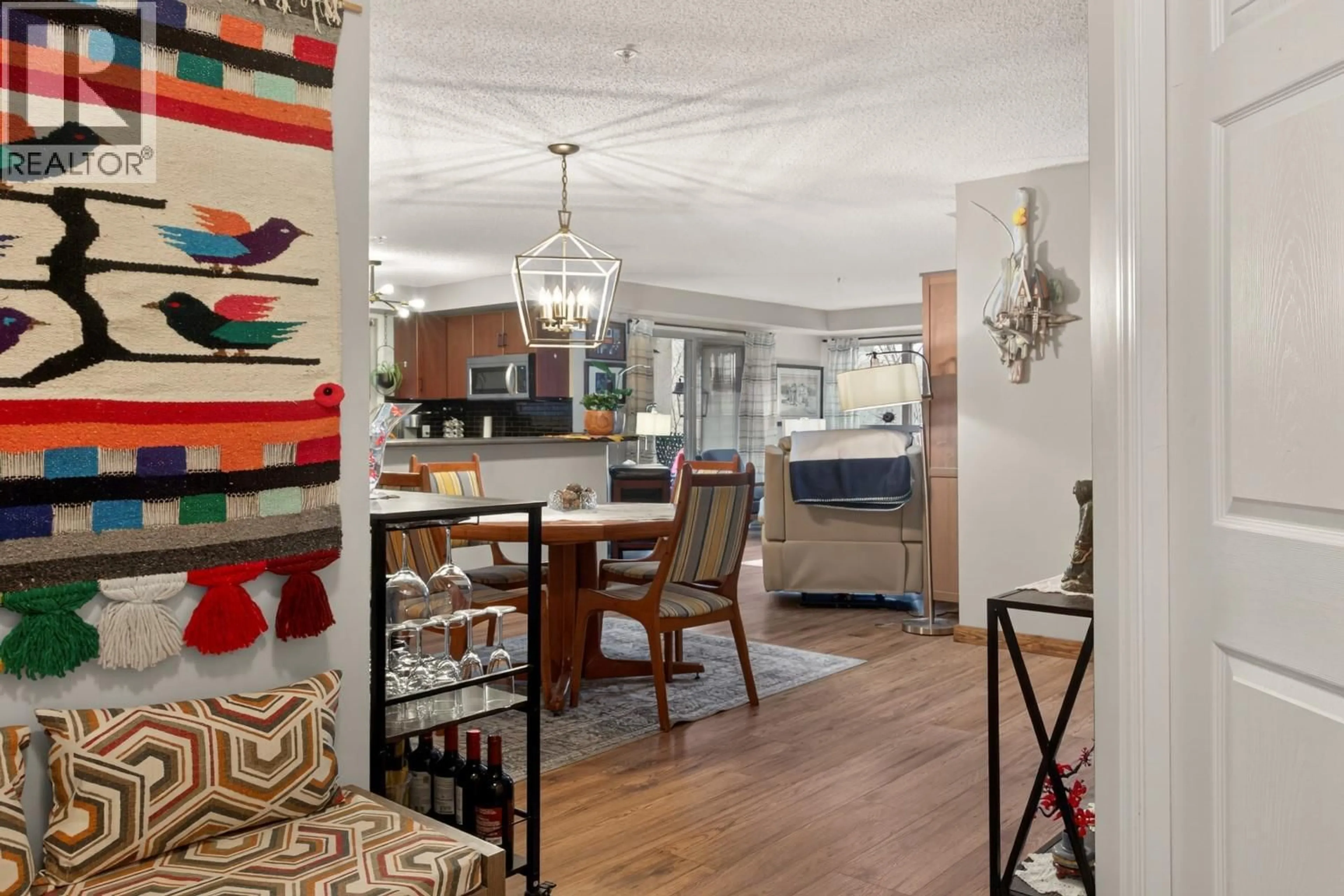 Open concept kitchen, unknown for 1212 - 205 THIRD AVENUE, Invermere British Columbia V0A1K7