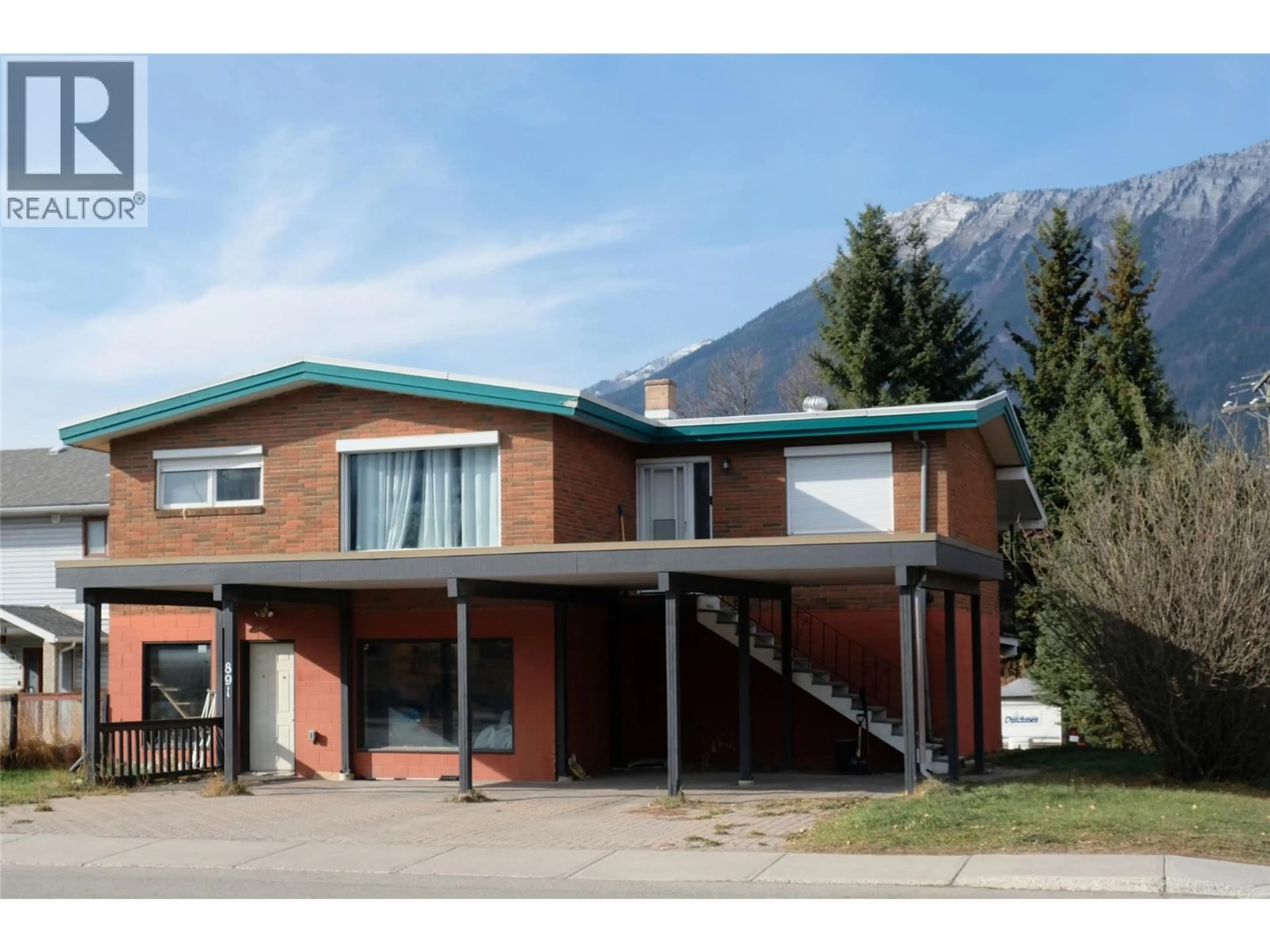 Unknown for 891 2ND AVENUE, Fernie British Columbia V0B1M0