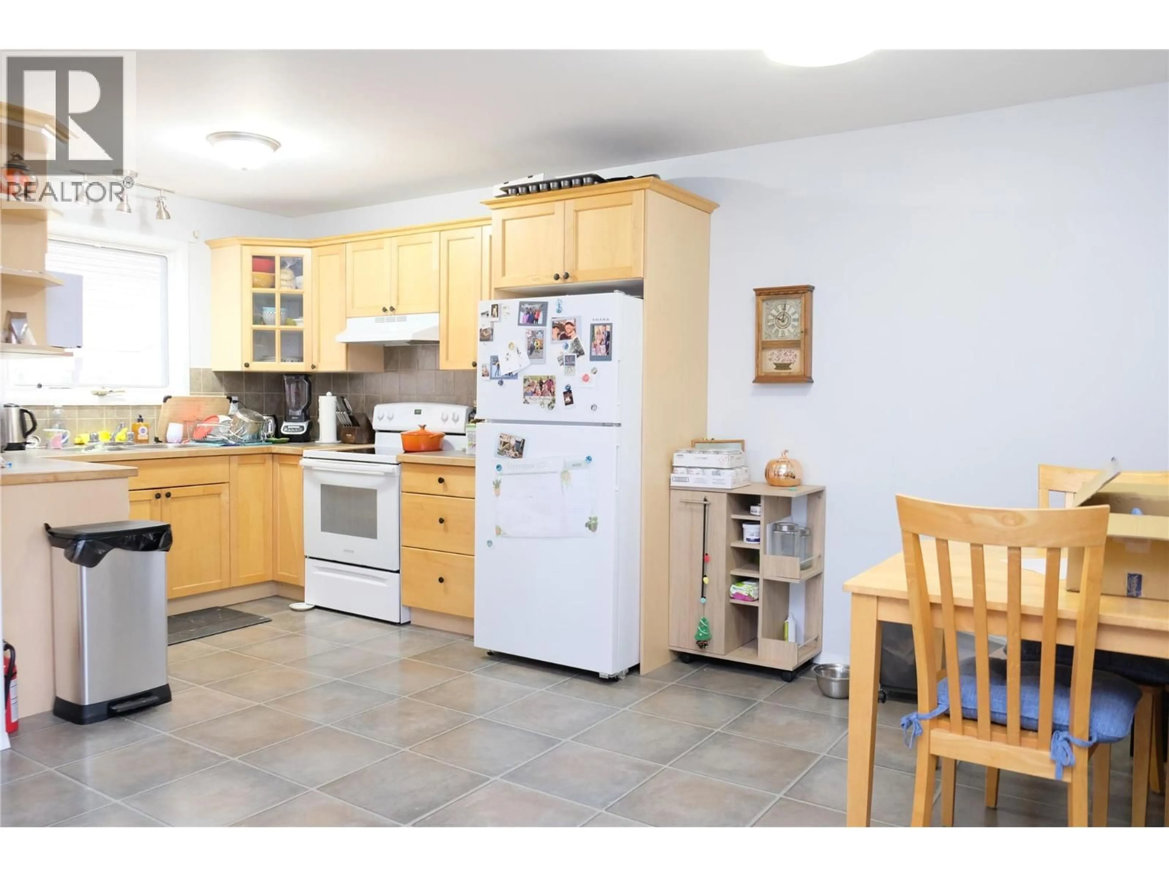 Standard kitchen, unknown for 891 2ND AVENUE, Fernie British Columbia V0B1M0
