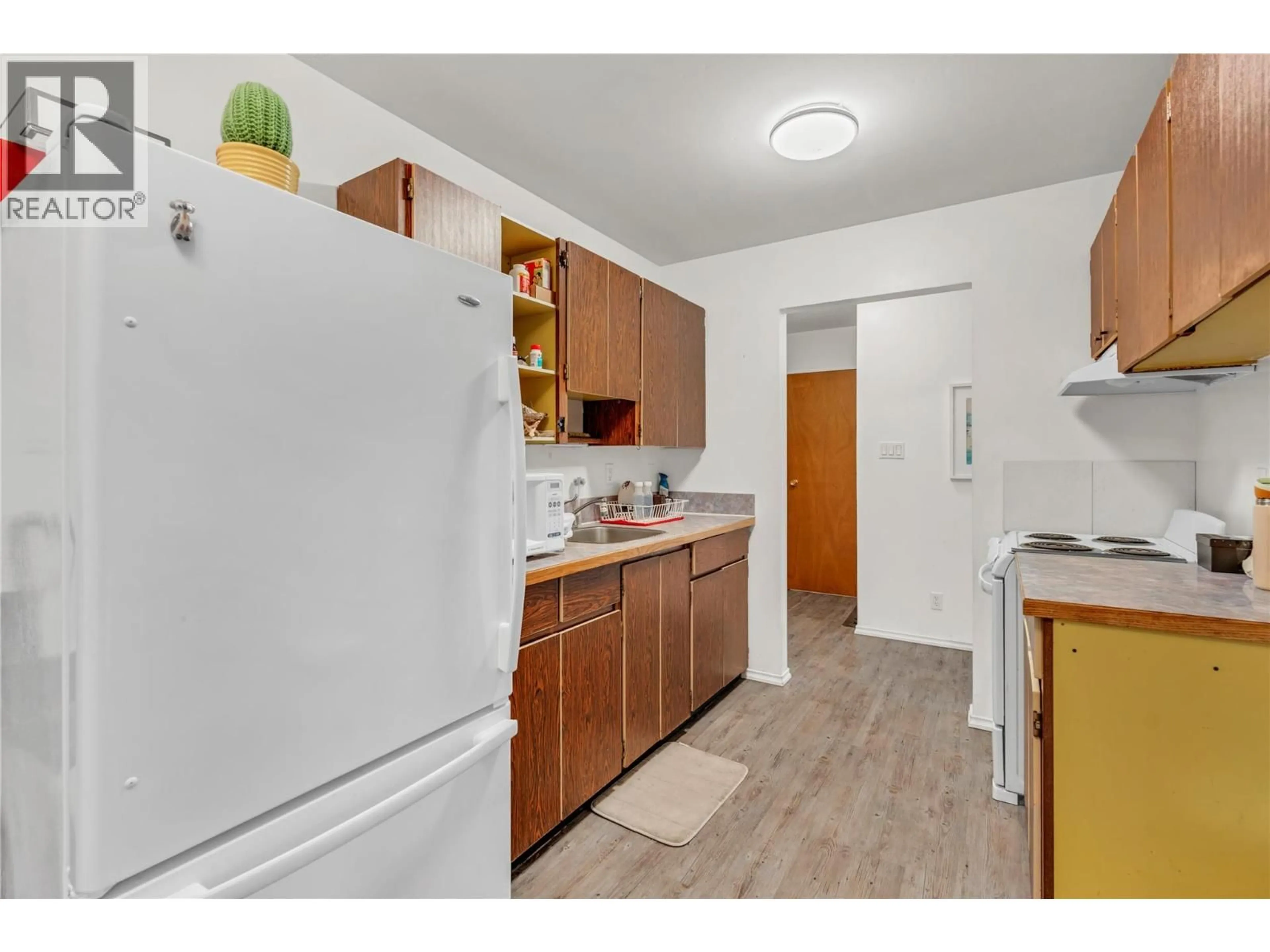 Standard kitchen, unknown for 207 - 66 ANGELA AVE OTHER, Princeton British Columbia V0X1W0