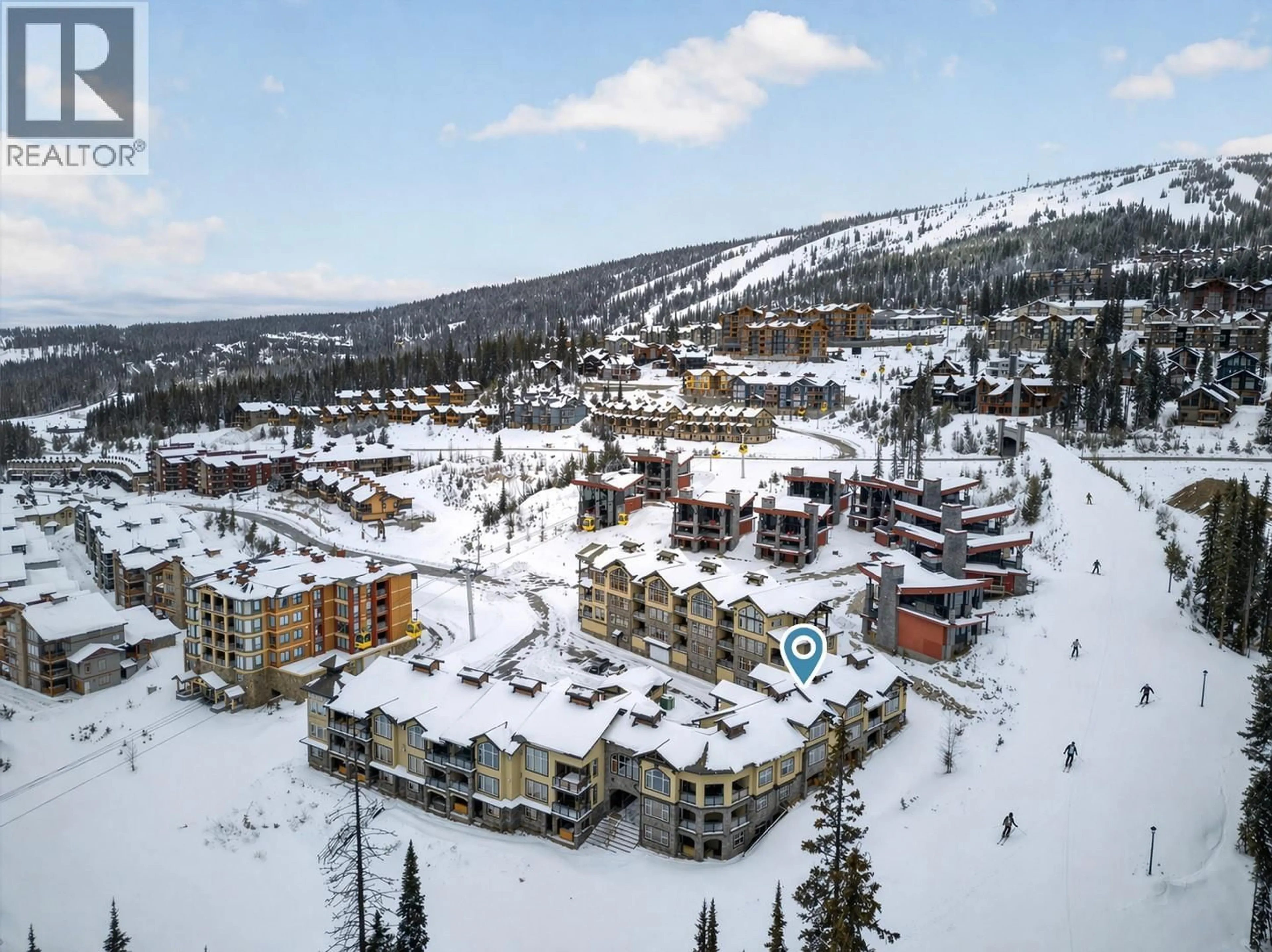 A pic from outside/outdoor area/front of a property/back of a property/a pic from drone, mountain view for 14 - 5095 SNOWBIRD WAY, Big White British Columbia V1P1P3