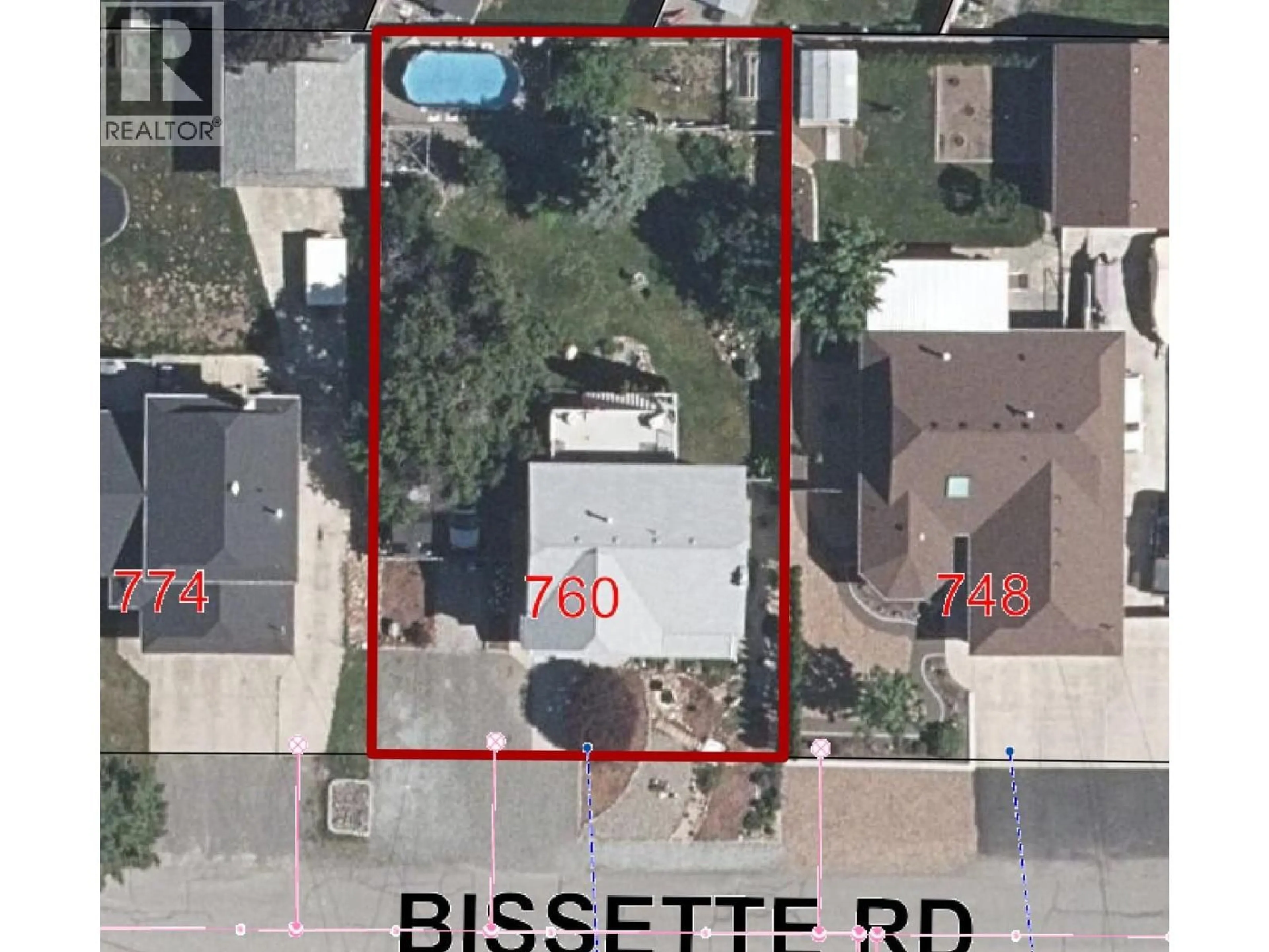 A pic from outside/outdoor area/front of a property/back of a property/a pic from drone, street for 760 BISSETTE ROAD, Kamloops British Columbia V2B8H7
