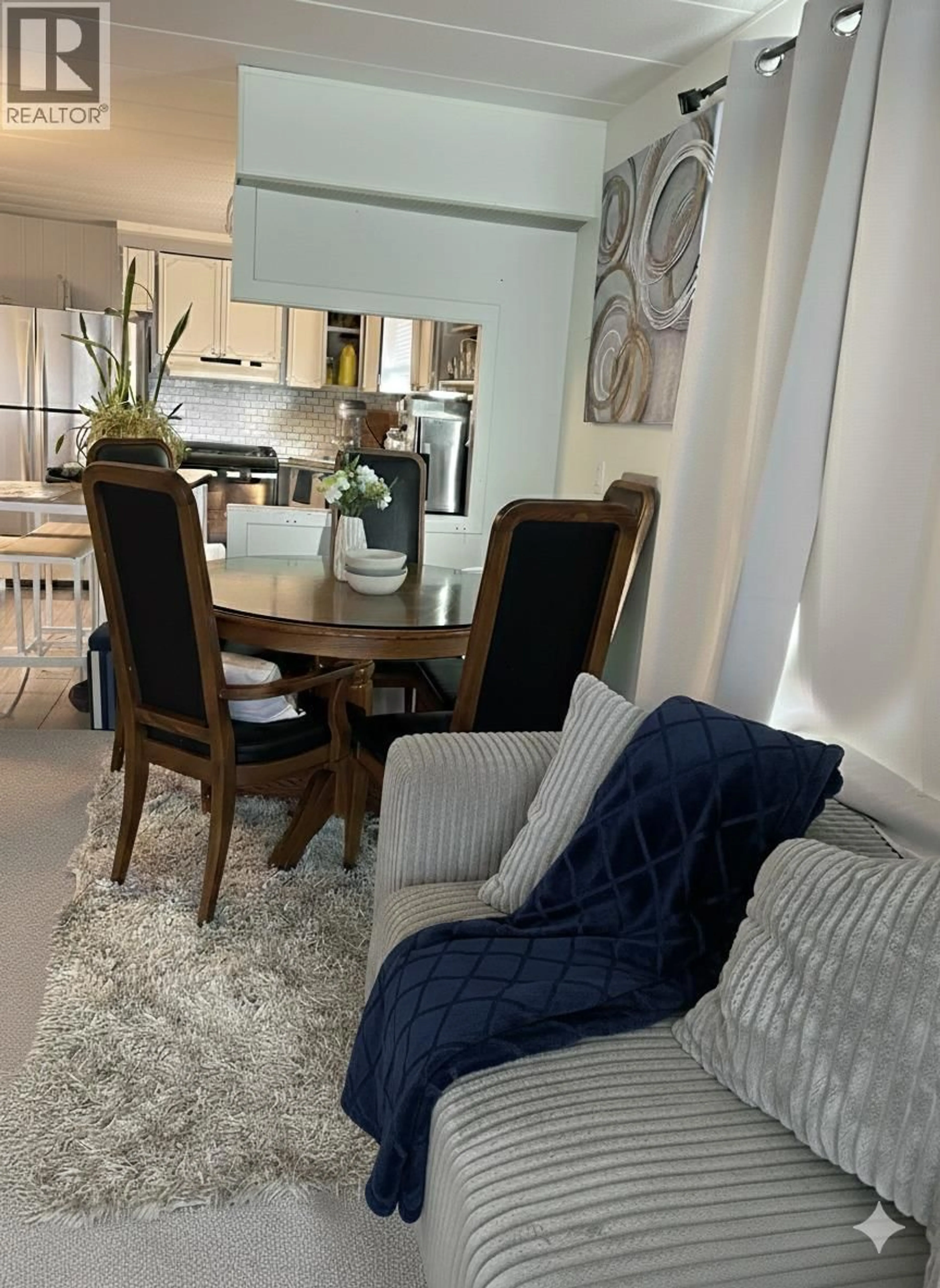 Living room with furniture, unknown for 31 - 3245 PARIS STREET, Penticton British Columbia V2A3T9