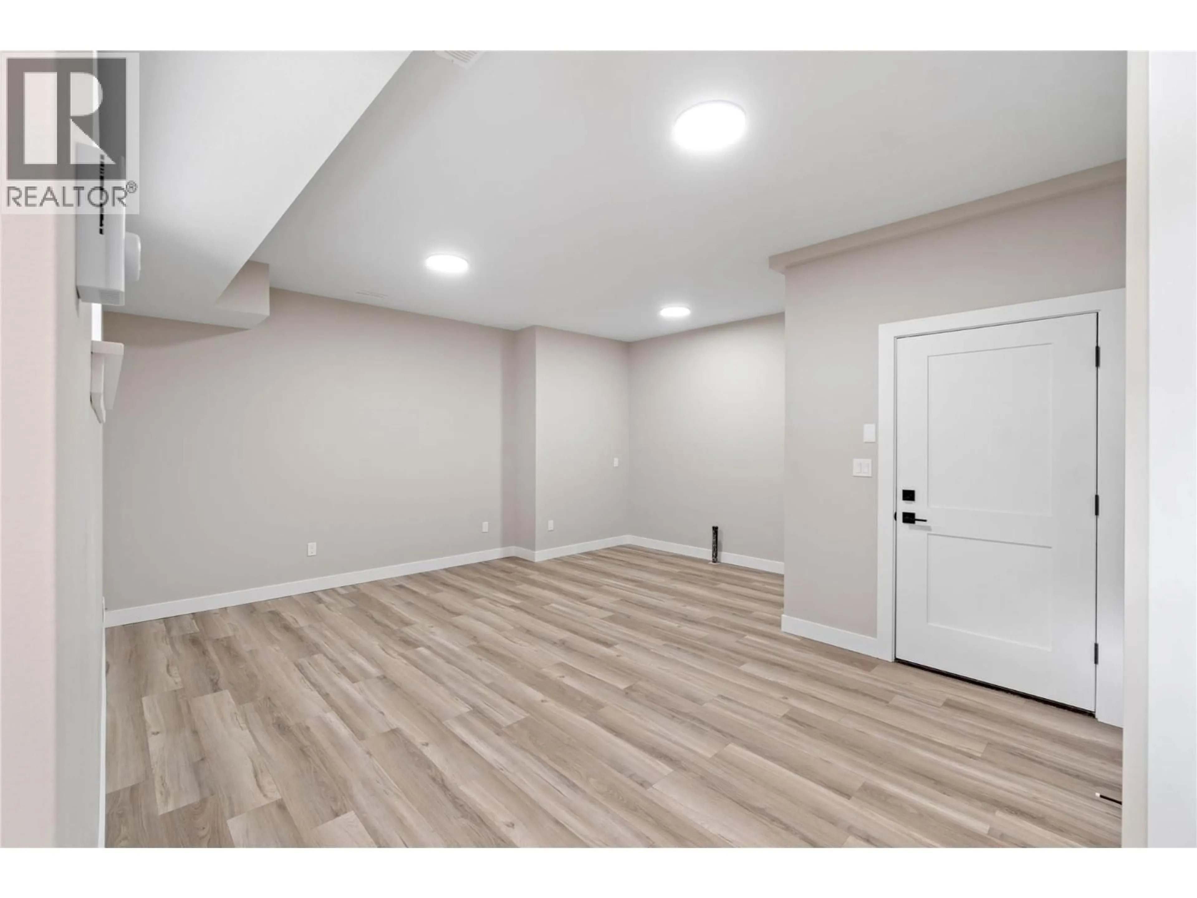 A pic of a room for 300 BROOKE DRIVE, Chase British Columbia V0E1M0