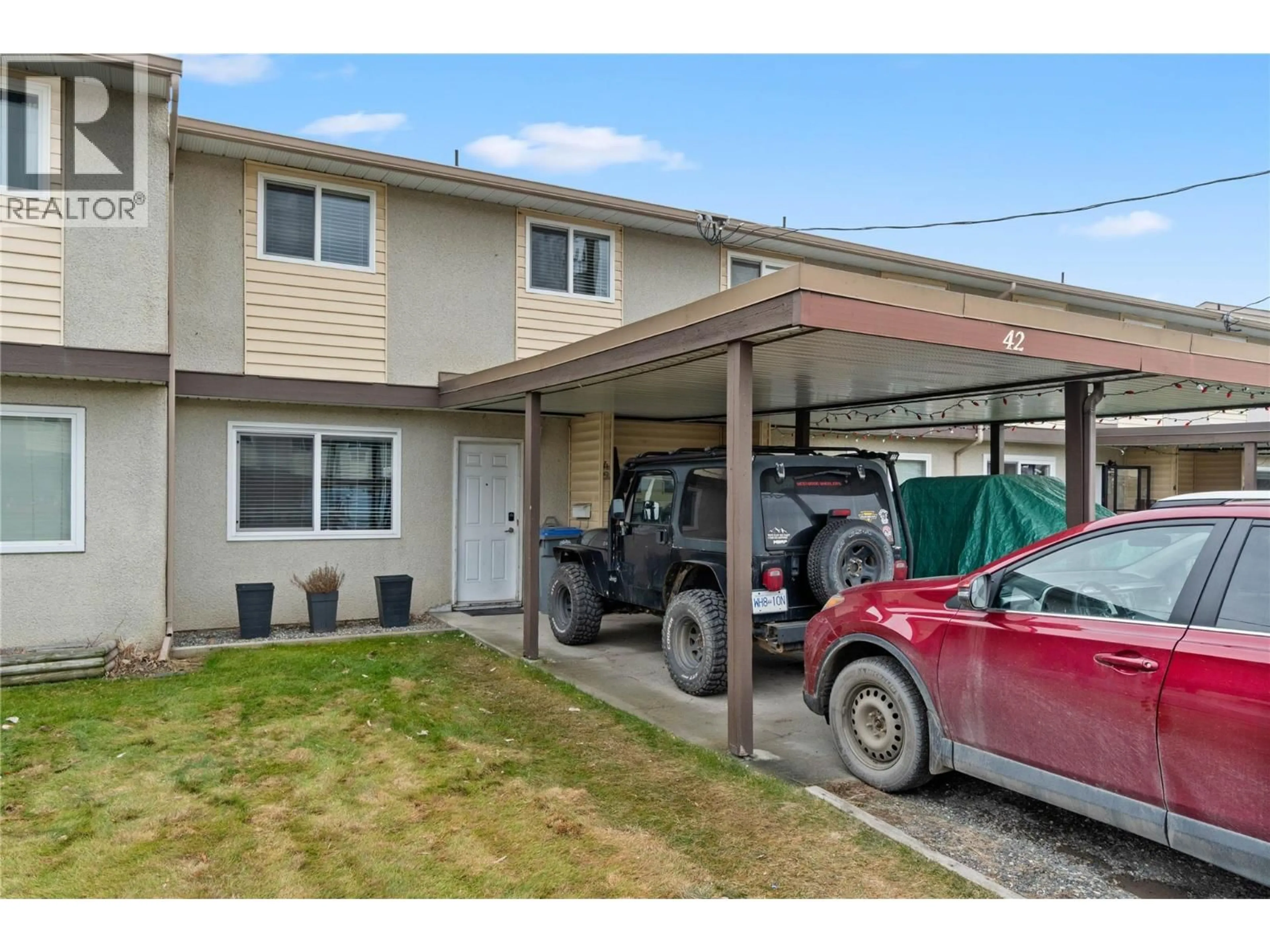 Indoor garage for 42 - 1697 GREENFIELD AVENUE, Kamloops British Columbia V2B4N5