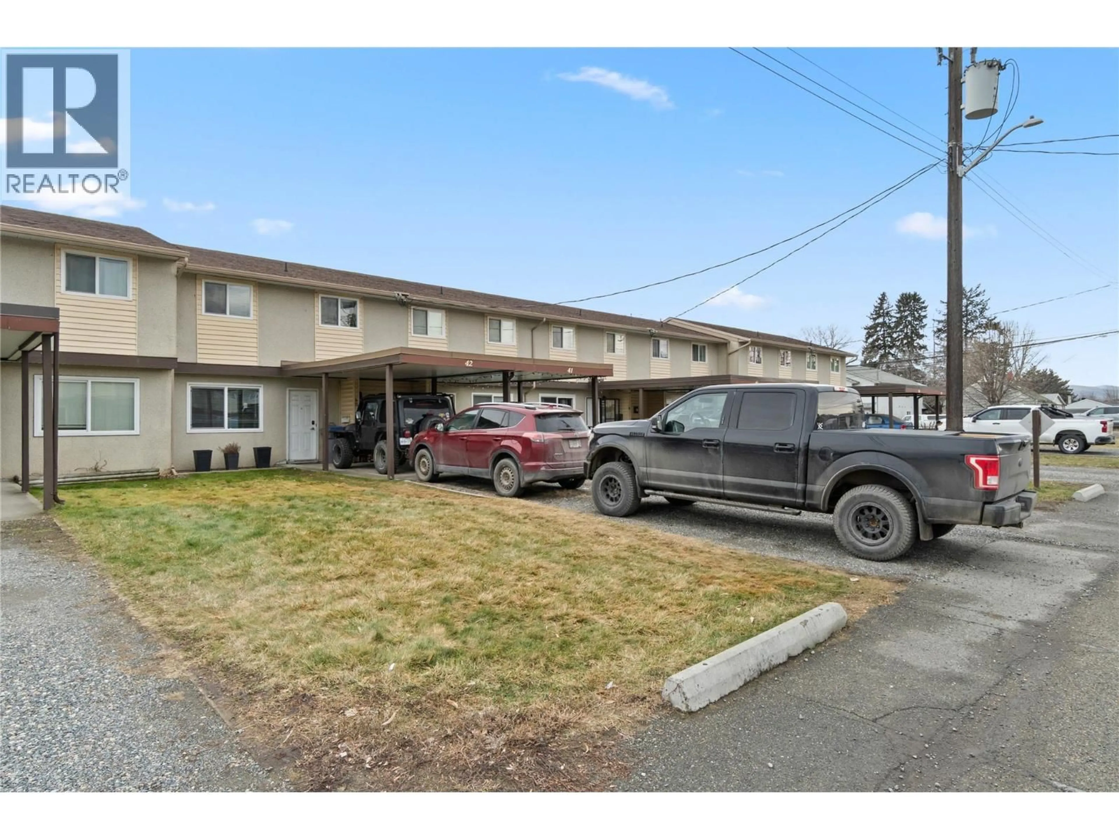 A pic from outside/outdoor area/front of a property/back of a property/a pic from drone, street for 42 - 1697 GREENFIELD AVENUE, Kamloops British Columbia V2B4N5