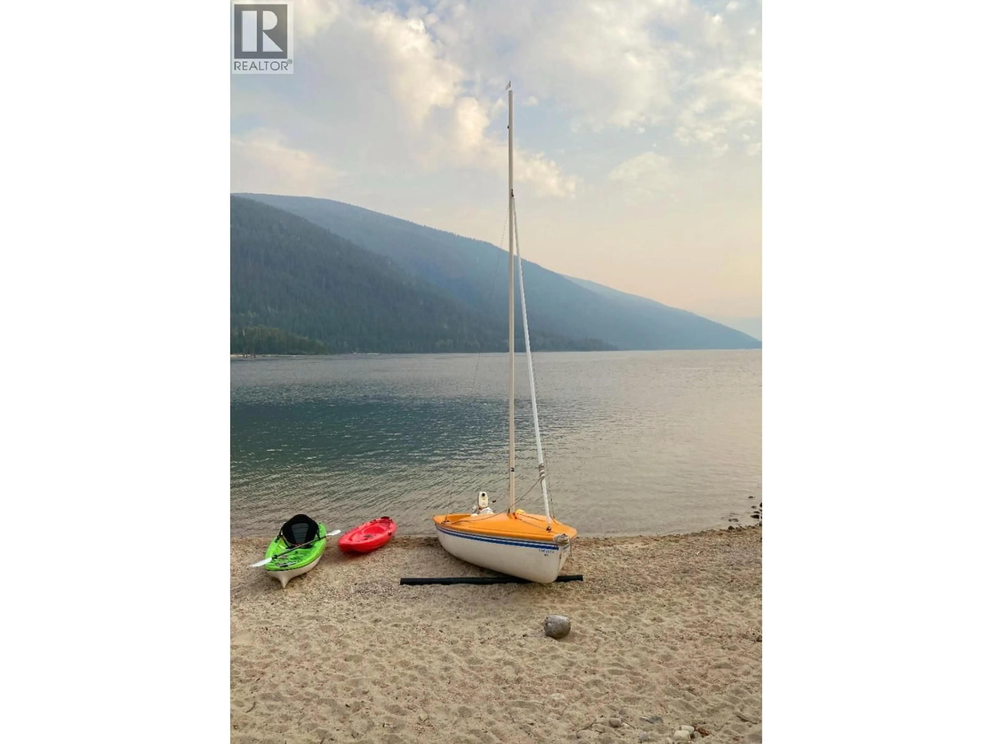 Unknown for 3946 MACGREGOR ROAD WEST, Nelson British Columbia V1L6M8