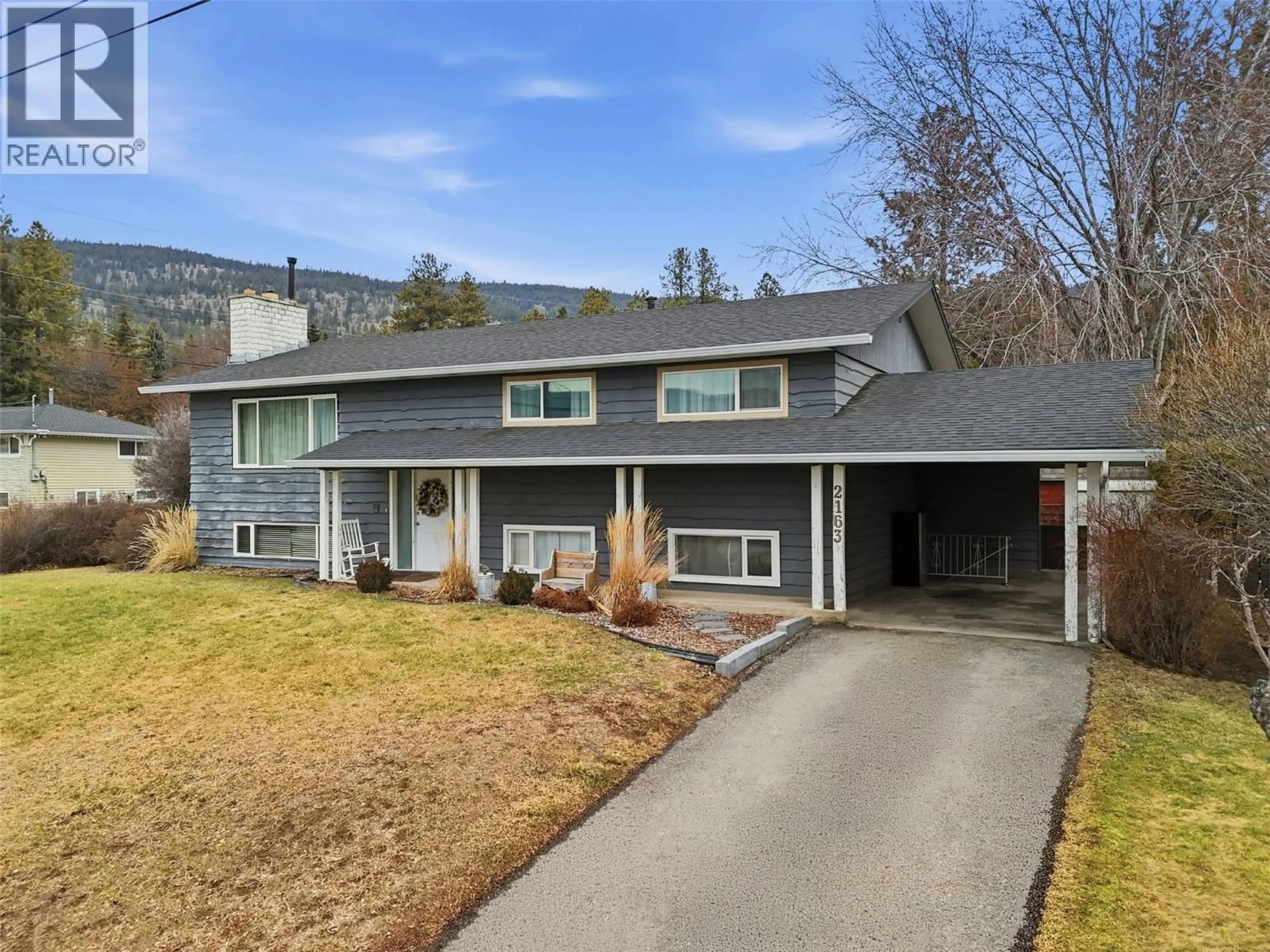 A pic from outside/outdoor area/front of a property/back of a property/a pic from drone, street for 2163 PARKER DRIVE, Merritt British Columbia V1K1J1