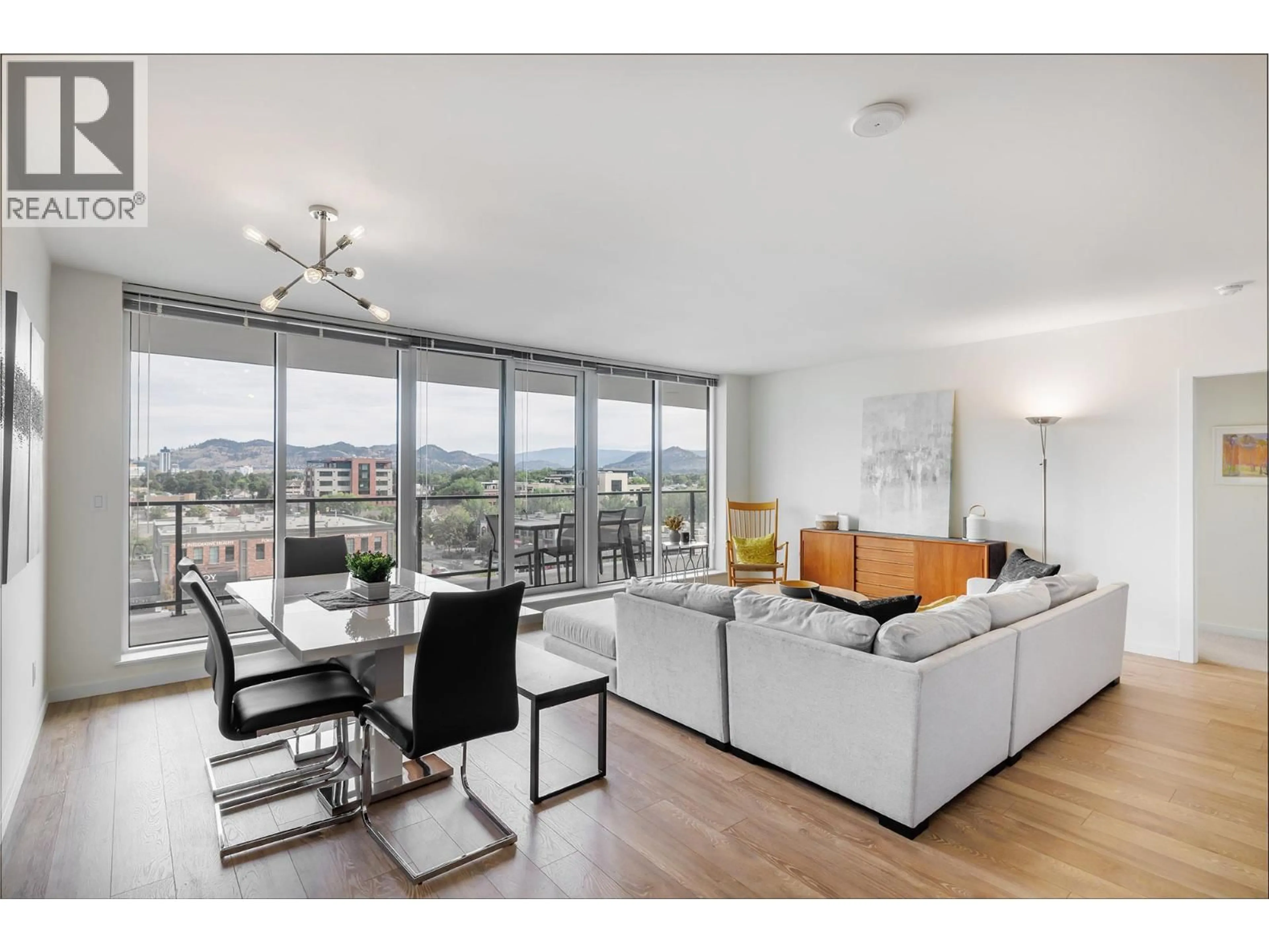 Living room with furniture, unknown for 607 - 485 GROVES AVENUE, Kelowna British Columbia V1Y0C1