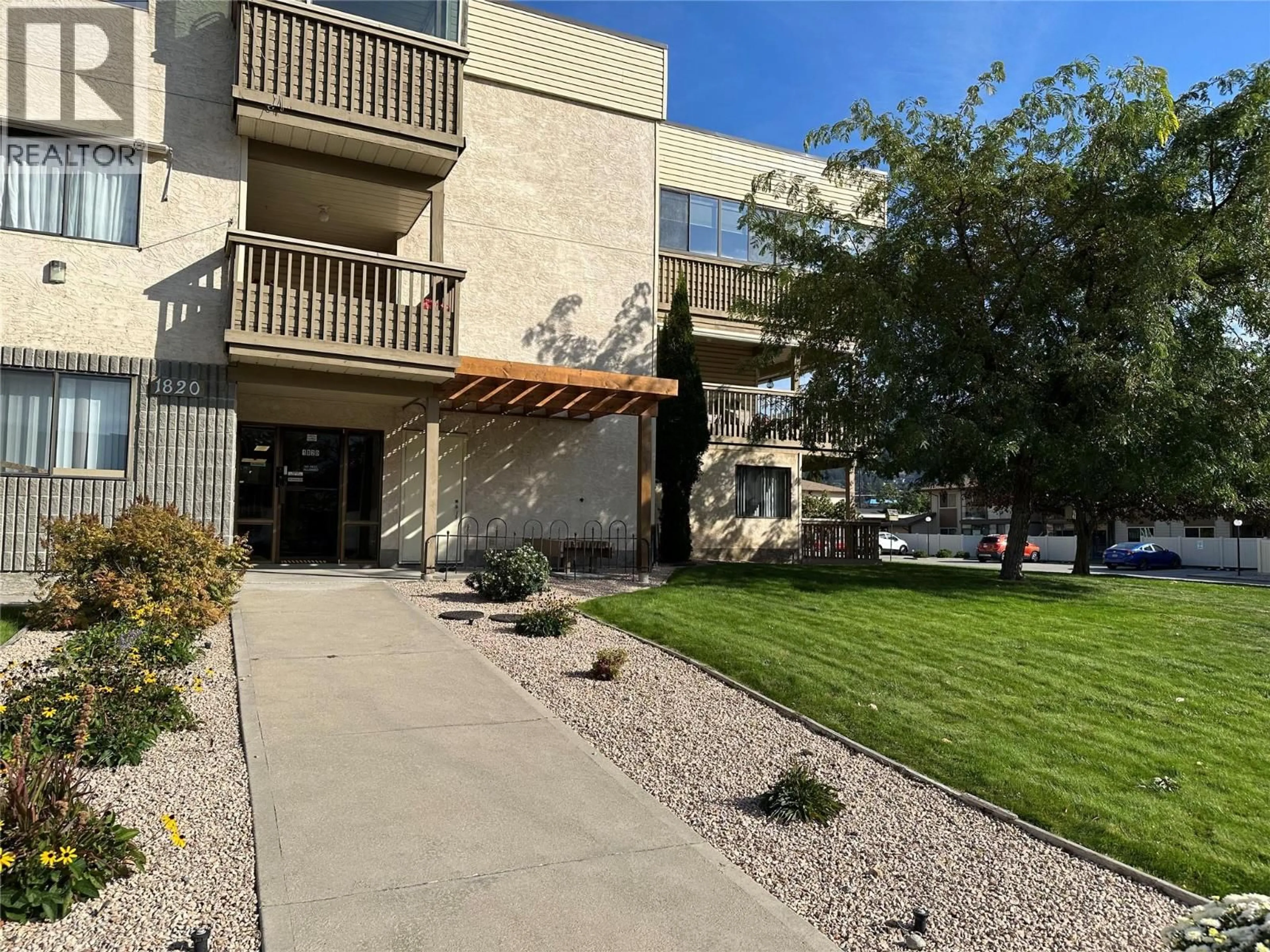 Unknown for 207 - 1820 ATKINSON STREET, Penticton British Columbia V2A7M6