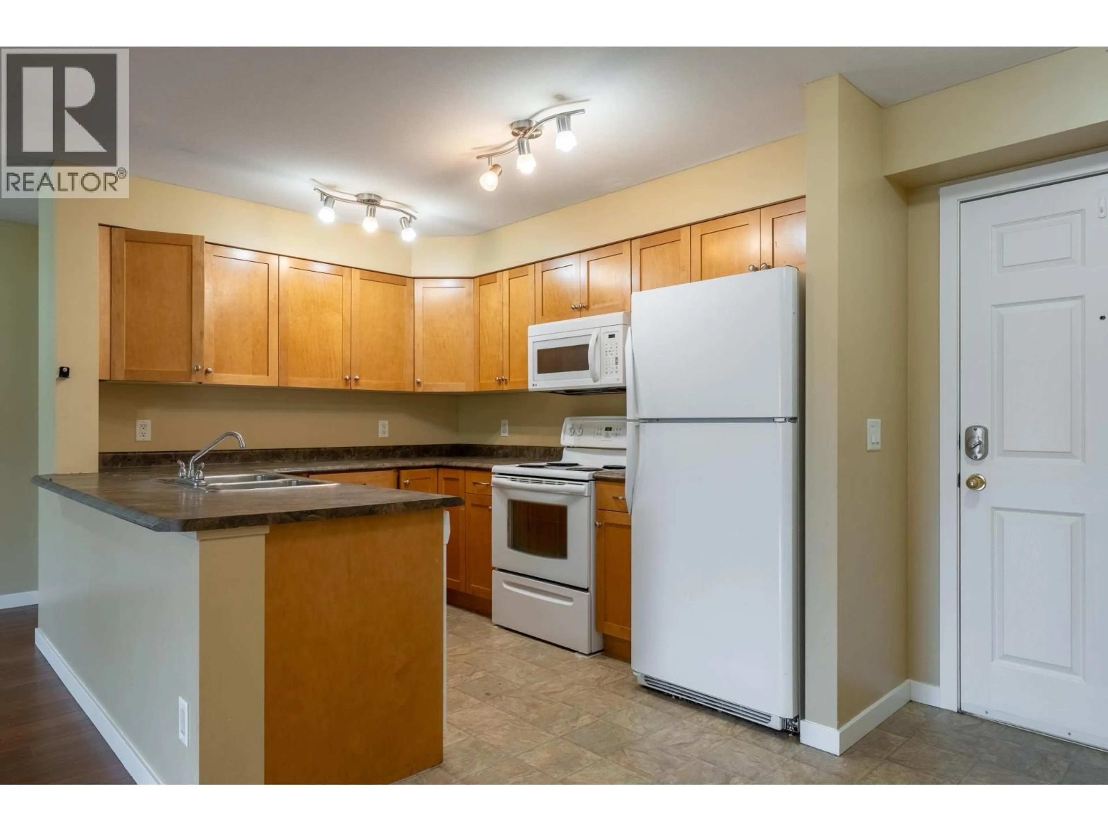 Standard kitchen, unknown for 306 - 135 ZIPRICK ROAD, Kelowna British Columbia V1X8B2