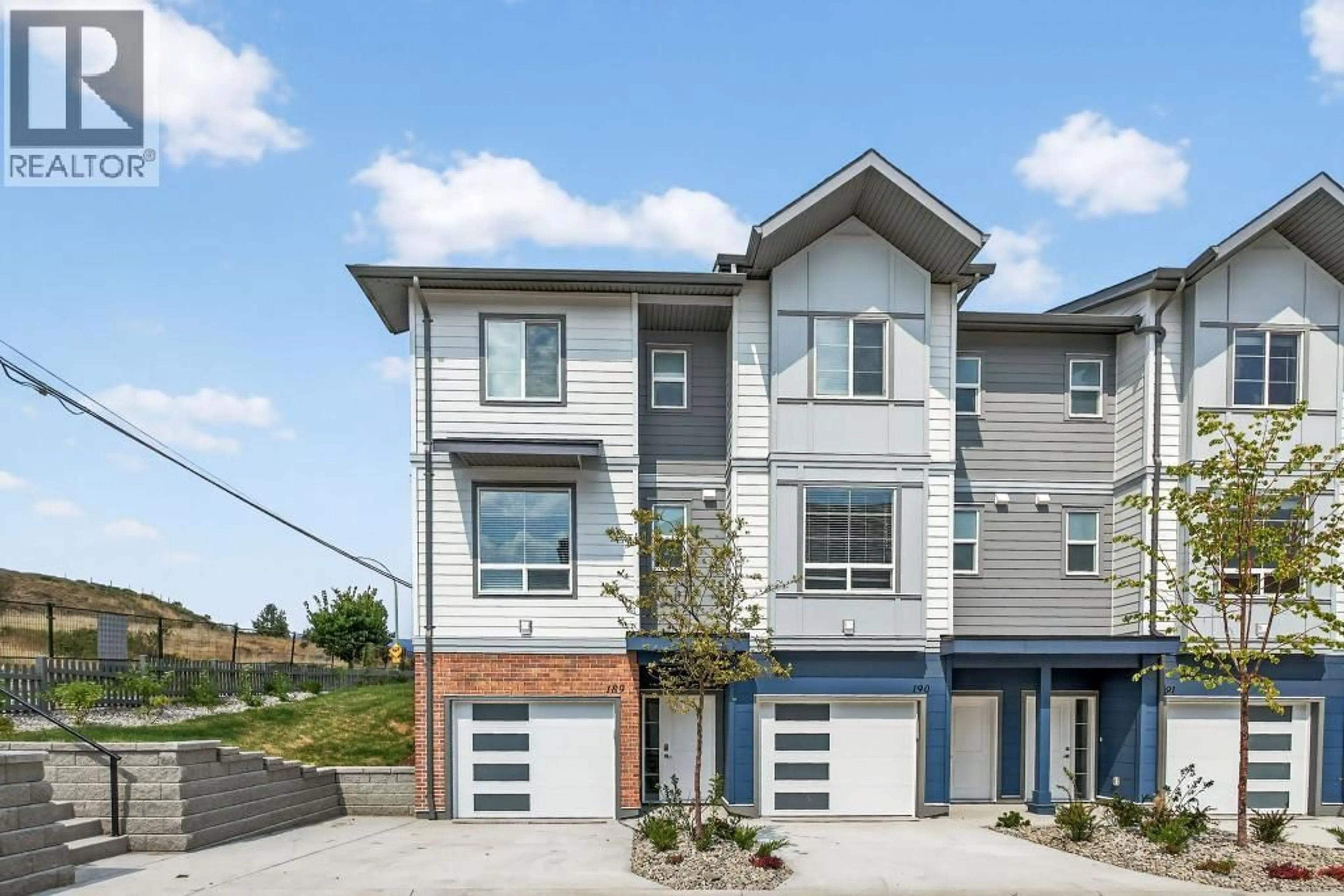 Home with vinyl exterior material, street for 191 - 4025 GELLATLY ROAD SOUTH, West Kelowna British Columbia V4T0E6