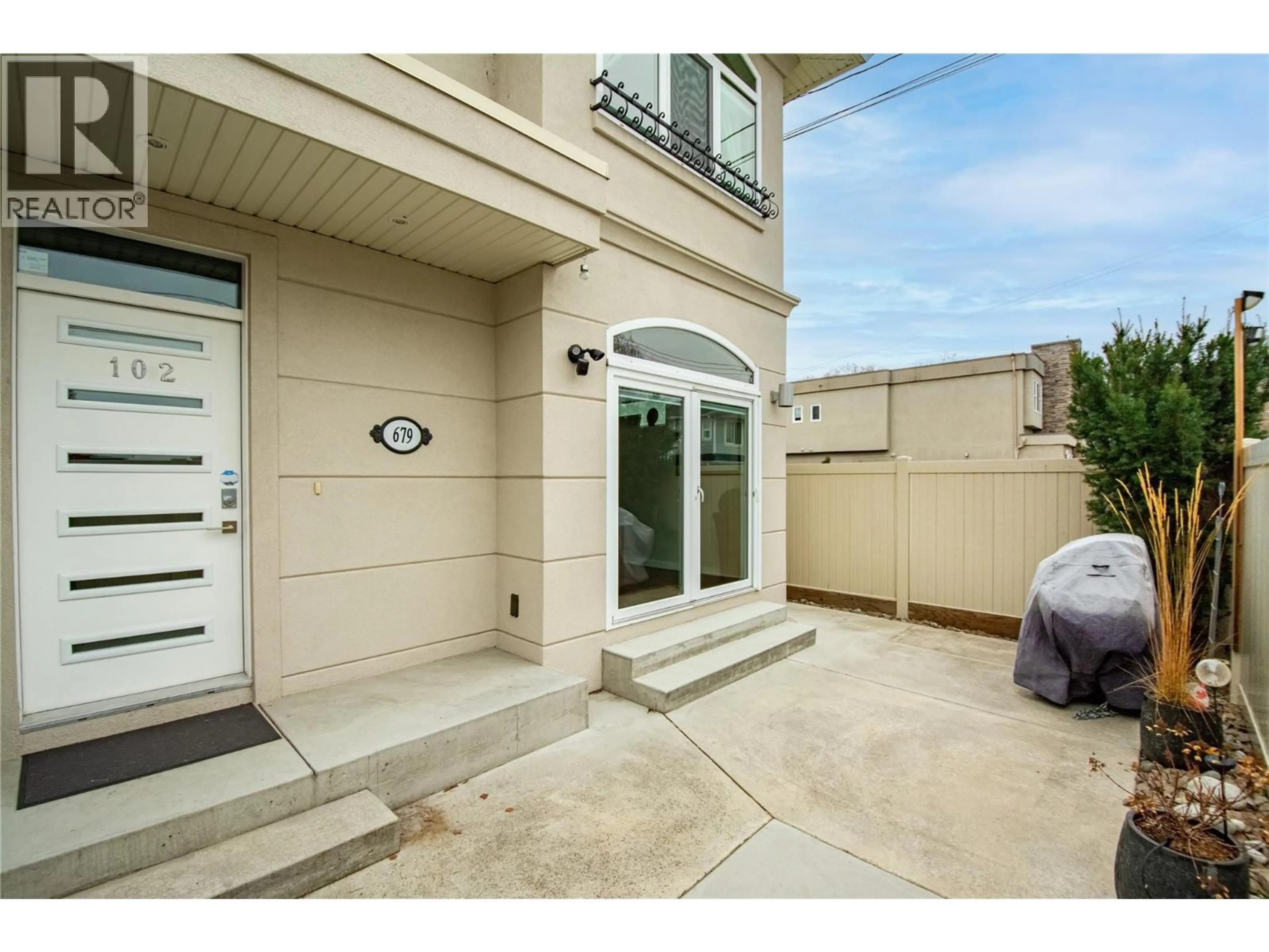 Unknown for 102 - 679 CHURCHILL AVENUE, Penticton British Columbia V2A1E2