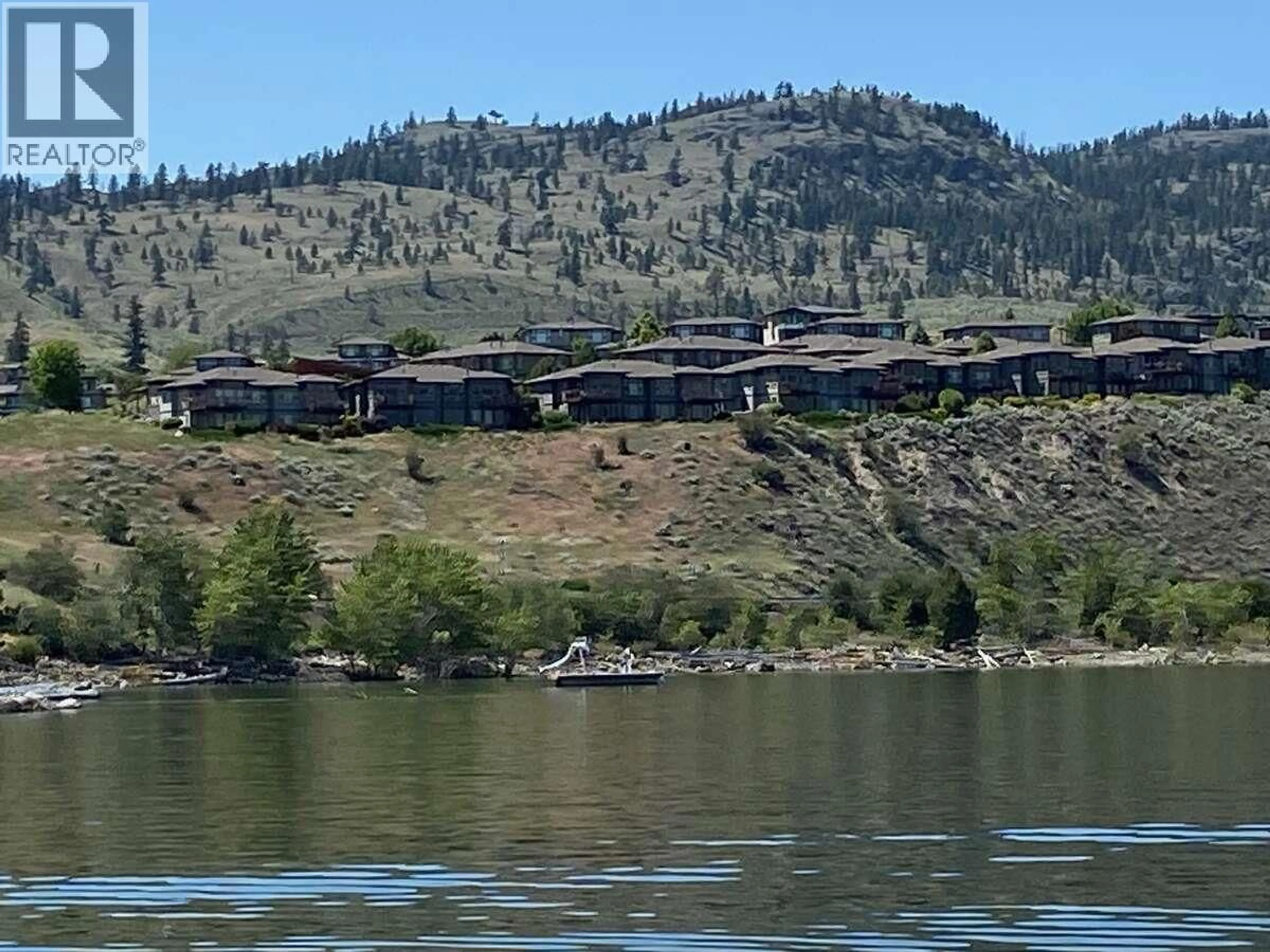 Blurry image for 44 - 175 HOLLOWAY DRIVE, Kamloops British Columbia V1S0B2