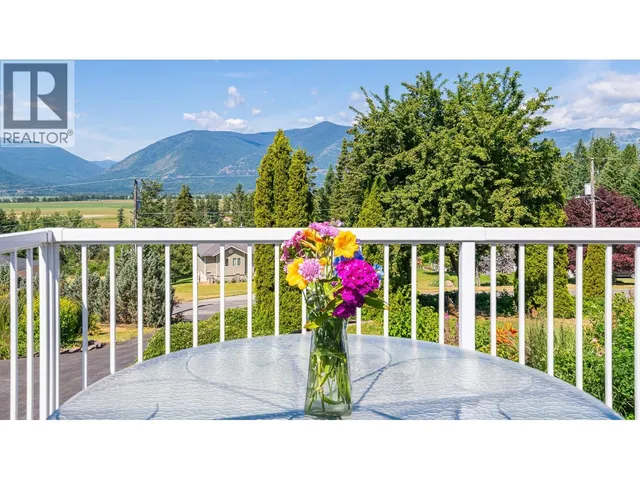 1506 1ST AVENUE NORTHWEST, Creston 3