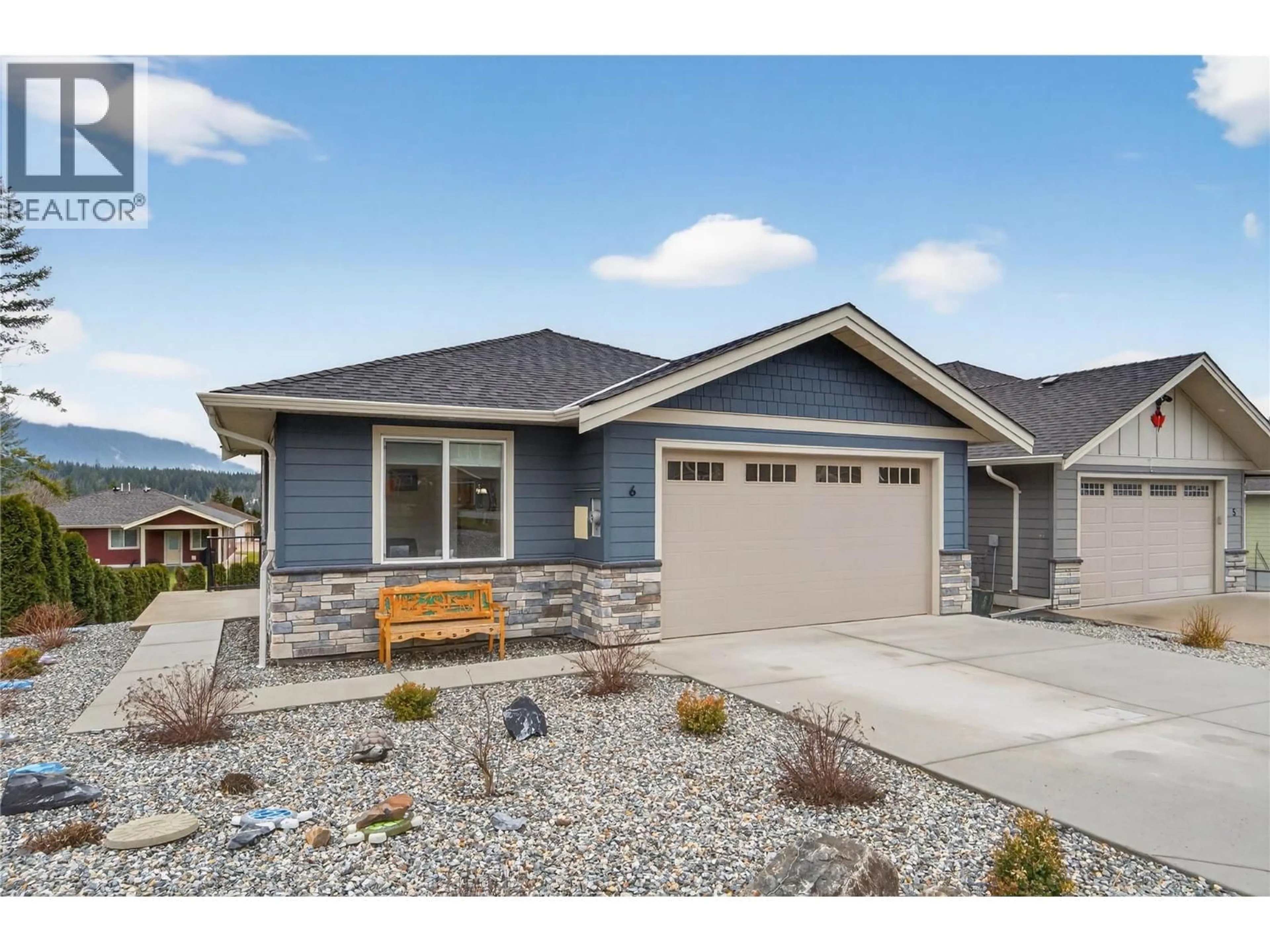 Home with vinyl exterior material, street for #6 - 2715 GOLF COURSE DRIVE, Blind Bay British Columbia V0E1H1