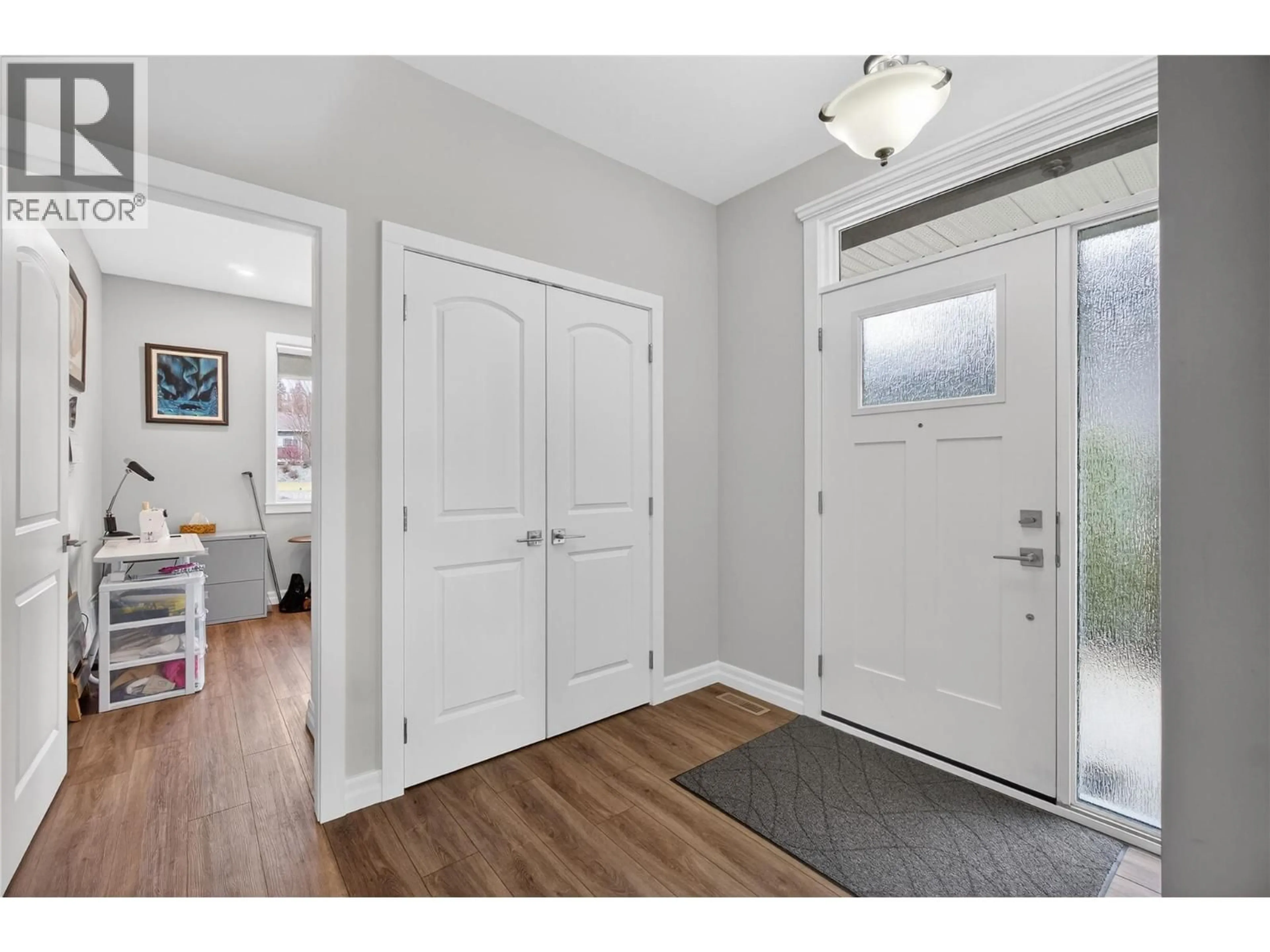 Indoor entryway for #6 - 2715 GOLF COURSE DRIVE, Blind Bay British Columbia V0E1H1