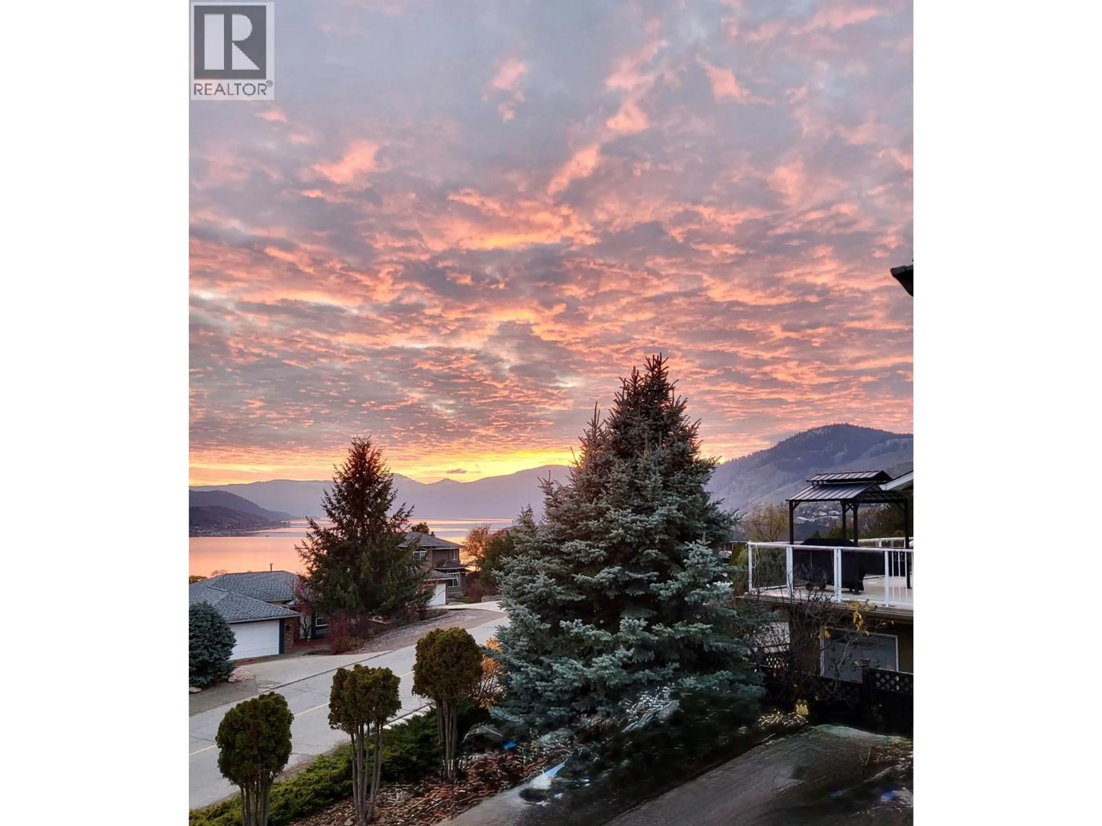 A pic from outside/outdoor area/front of a property/back of a property/a pic from drone, water/lake/river/ocean view for 6809 CAMEO DRIVE NORTH, Vernon British Columbia V1H1N9