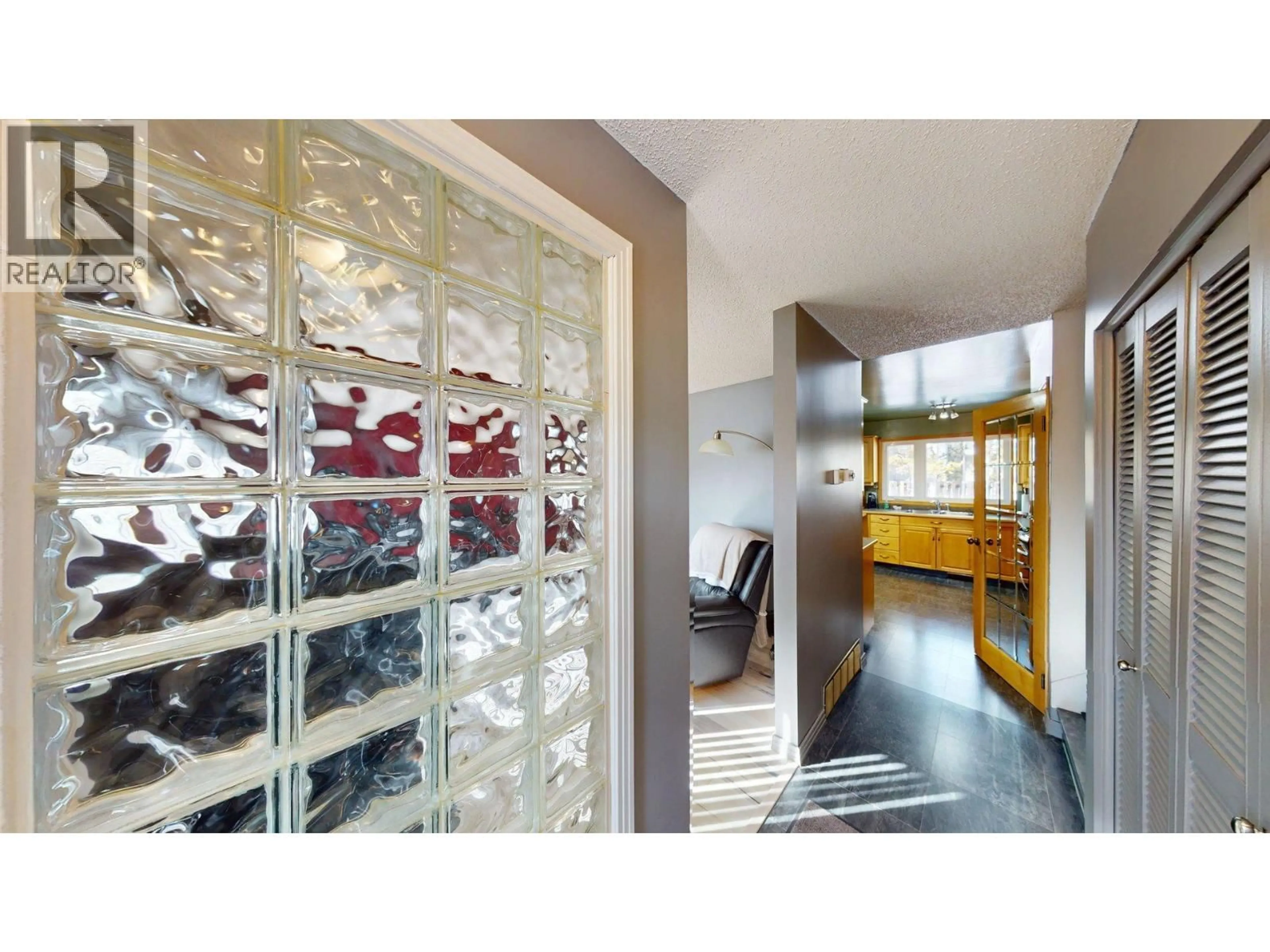 Indoor entryway for 771 FERGUSON CRESCENT, Elkford British Columbia V0B1H0