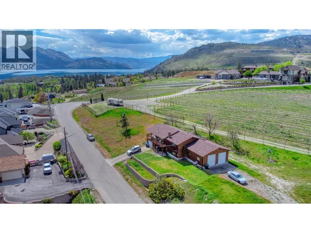 3924 HARDING ROAD, West Kelowna 3