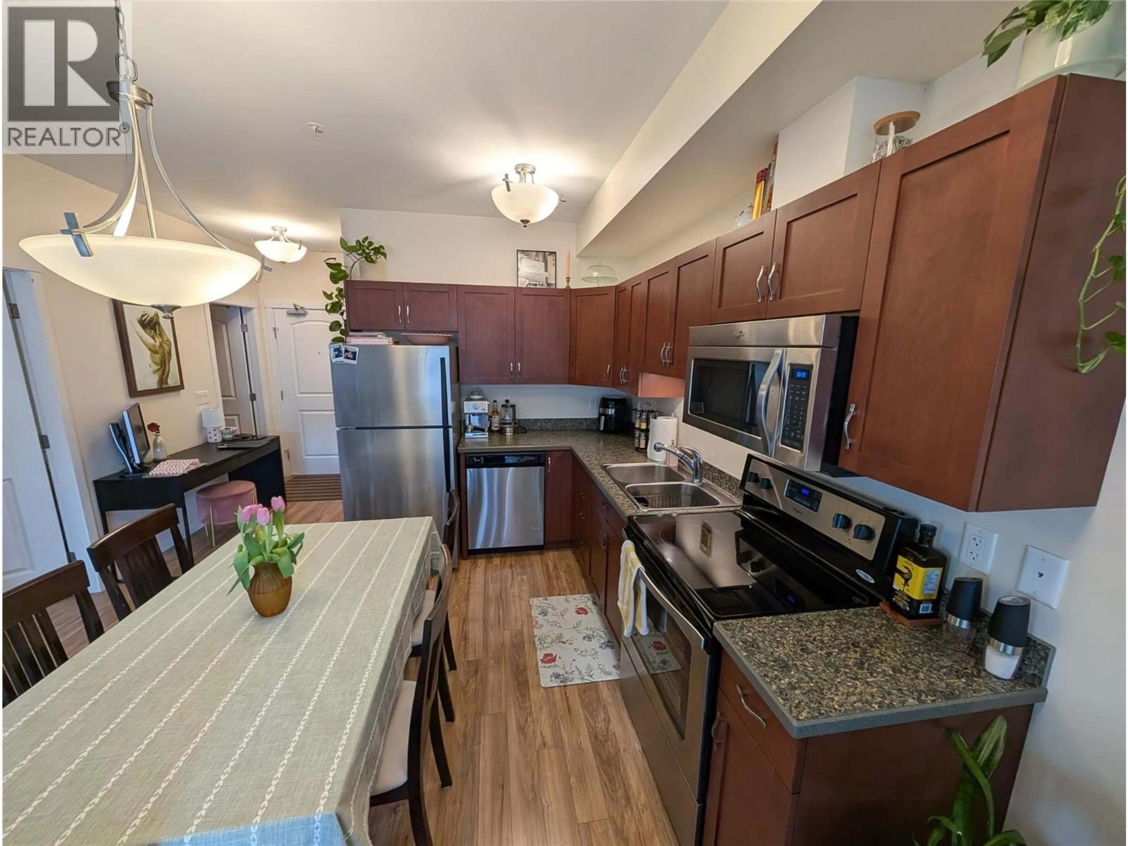 Open concept kitchen, unknown for 209 - 429 ST PAUL STREET, Kamloops British Columbia V2C2J7