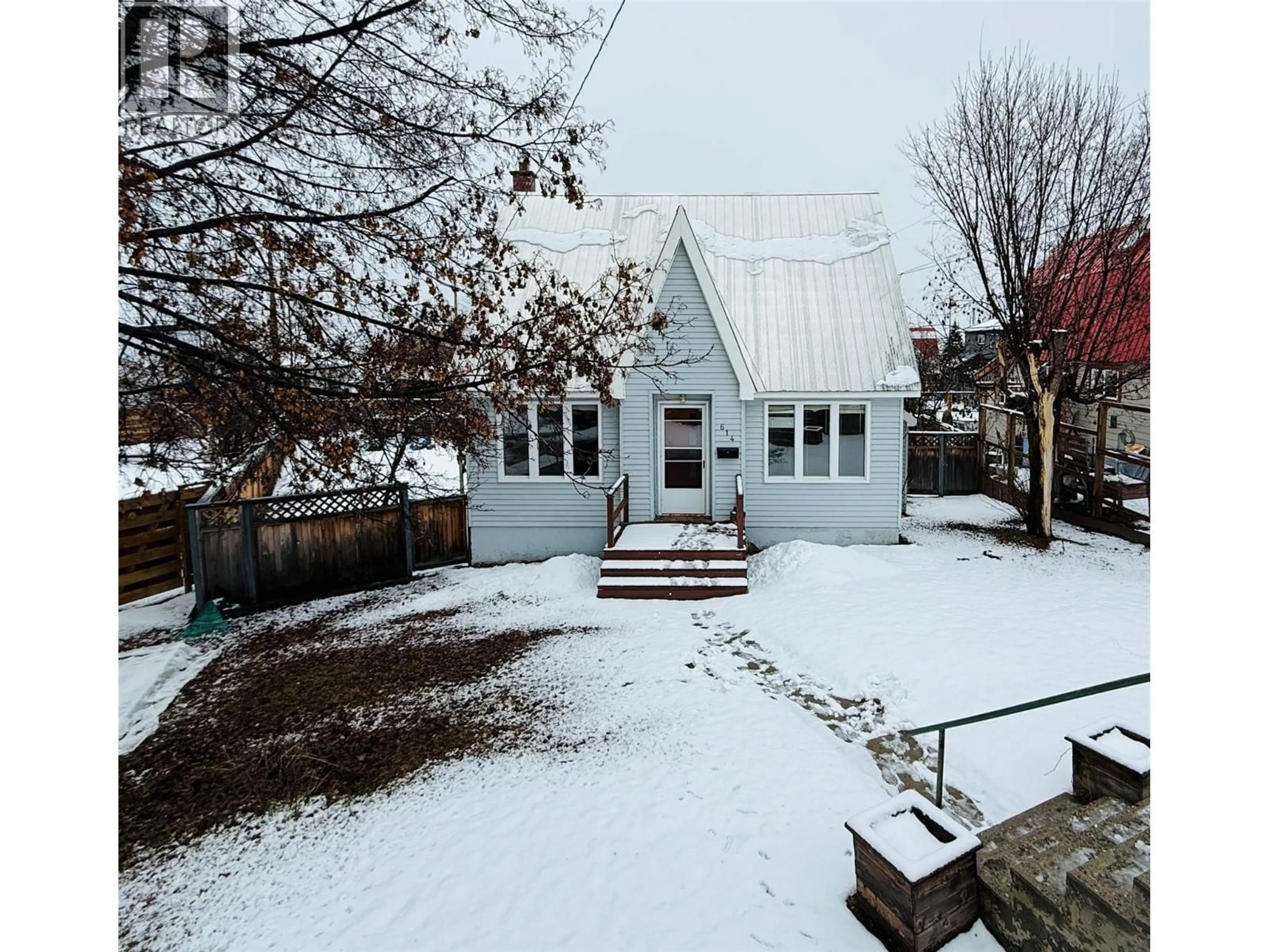 A pic from outside/outdoor area/front of a property/back of a property/a pic from drone, street for 614 NELSON STREET, Kimberley British Columbia V1A2M6