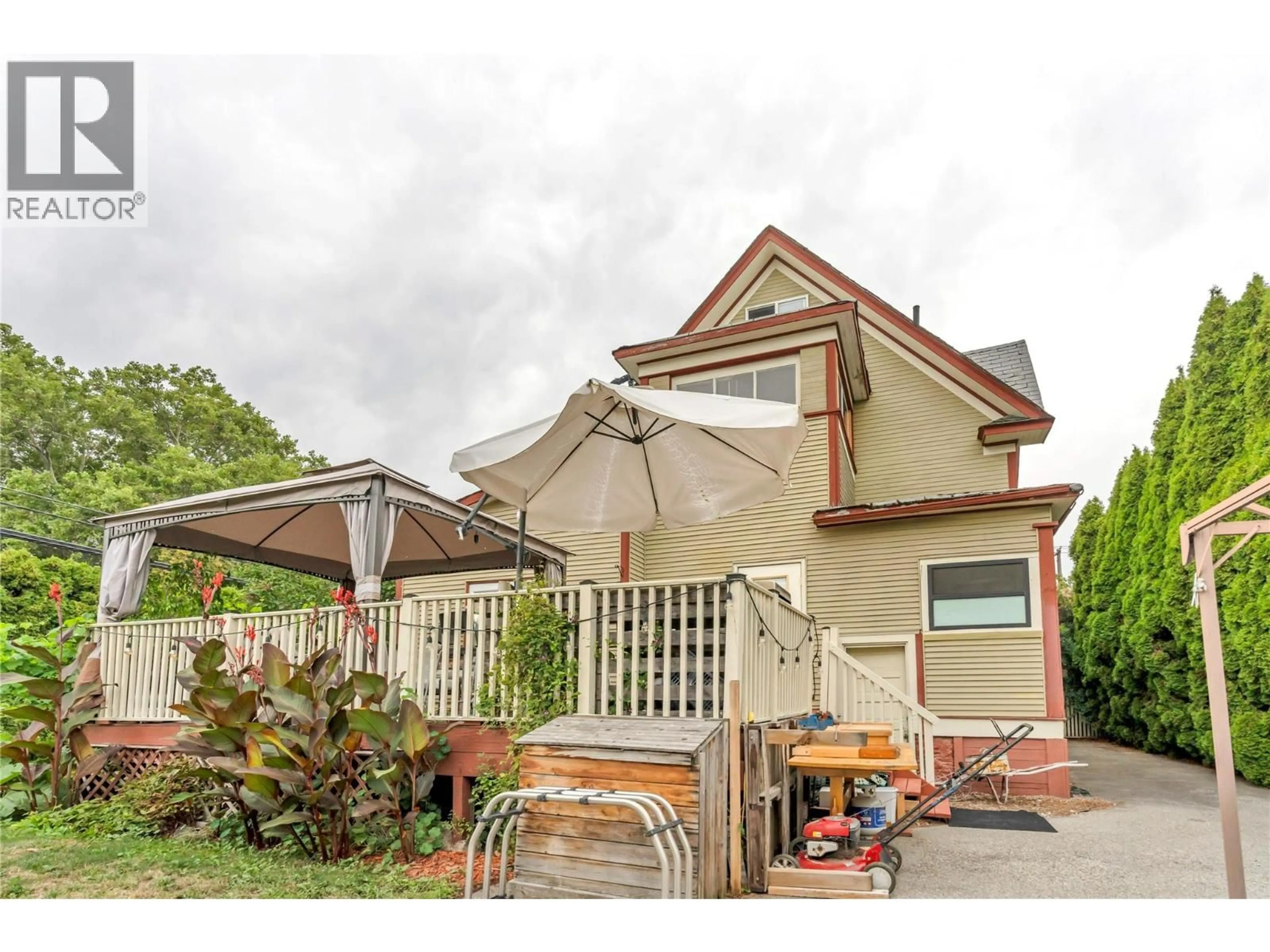 Unknown for 494 YOUNG STREET, Penticton British Columbia V2A5T1