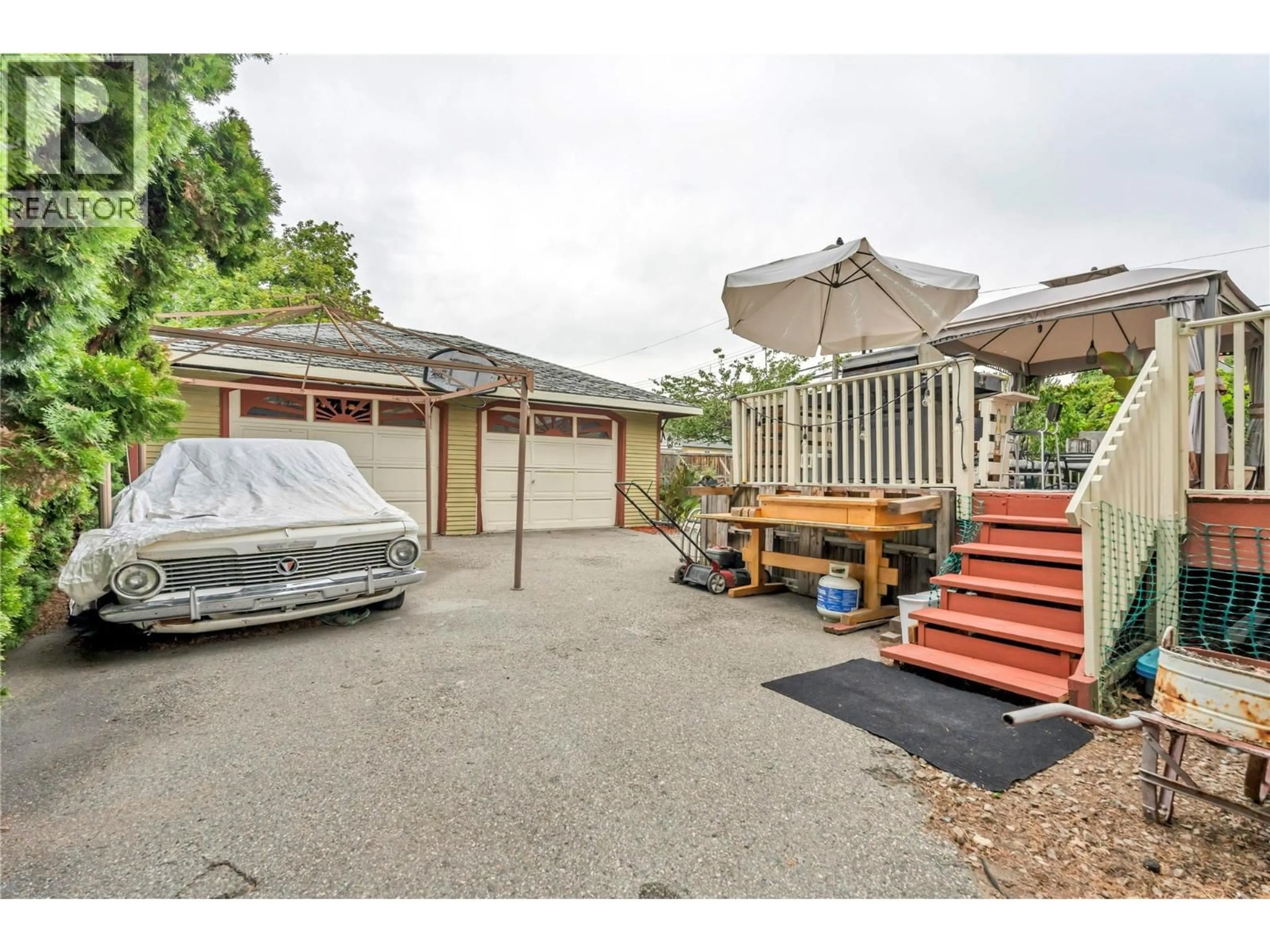 Unknown for 494 YOUNG STREET, Penticton British Columbia V2A5T1