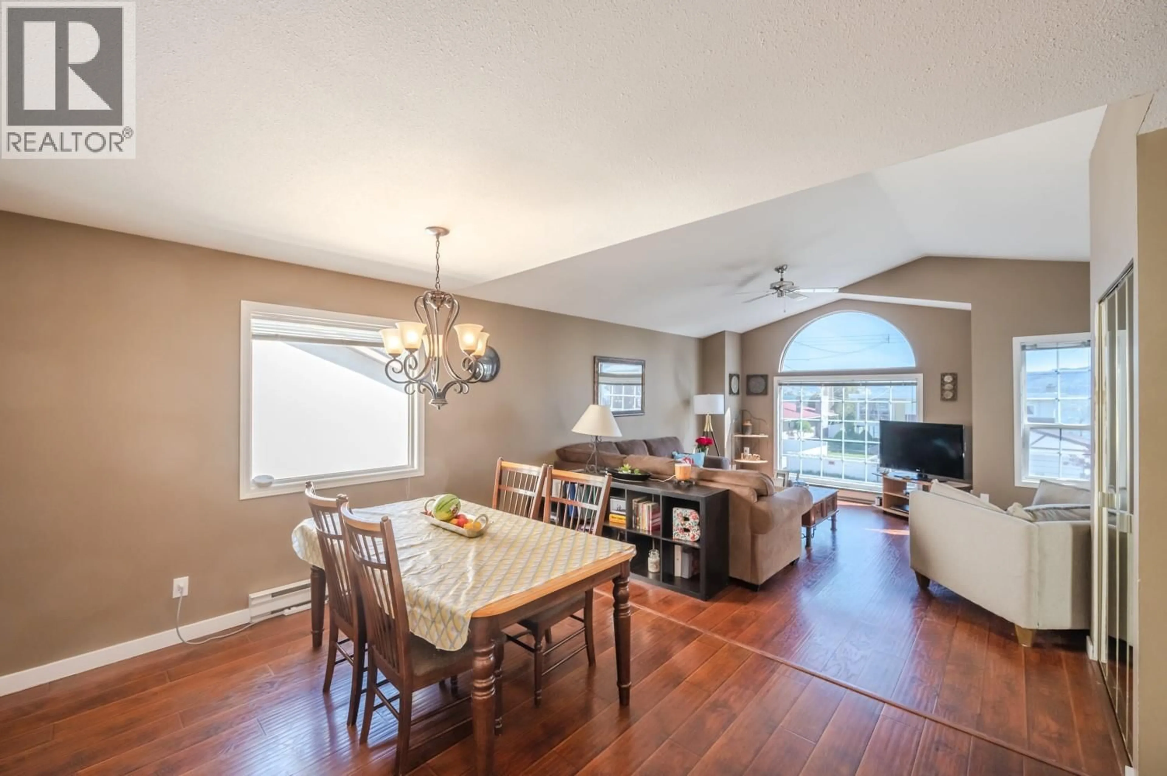 Dining room, wood/laminate floor for 335 SUDBURY AVENUE, Penticton British Columbia V2A8M7