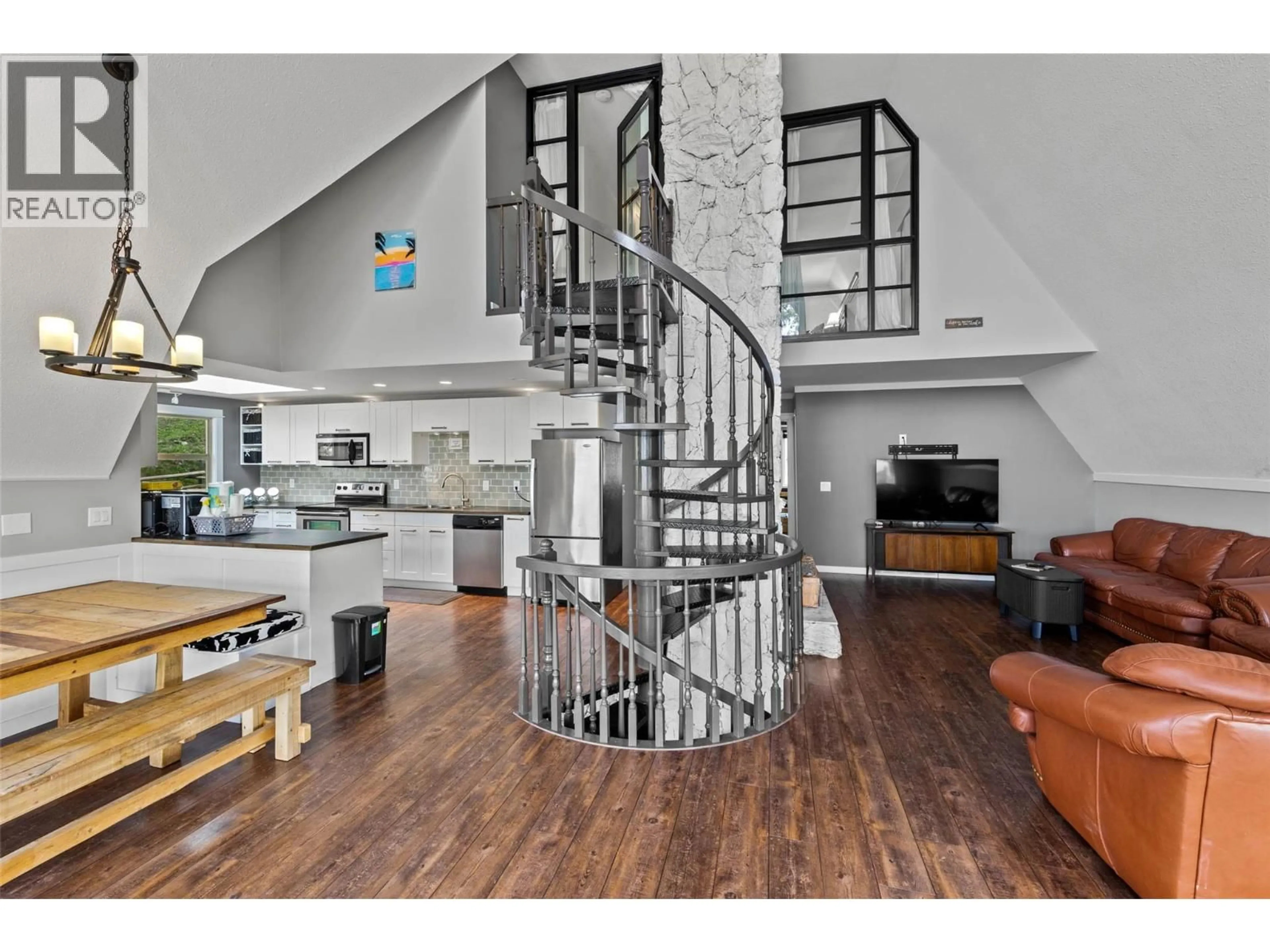 Open concept kitchen, unknown for 9027 PLANET MINE ROAD, Stump Lake British Columbia V1K0C5